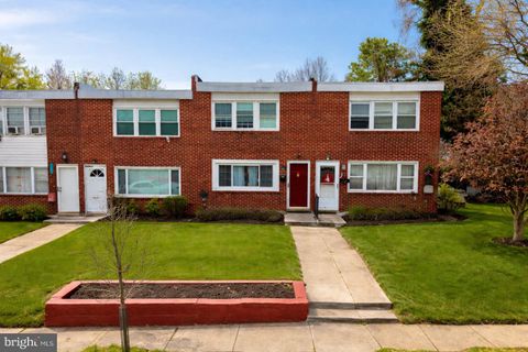 Townhouse For Sale - 2773 Yarnall Road<br/> HALETHORPE, MD 21227