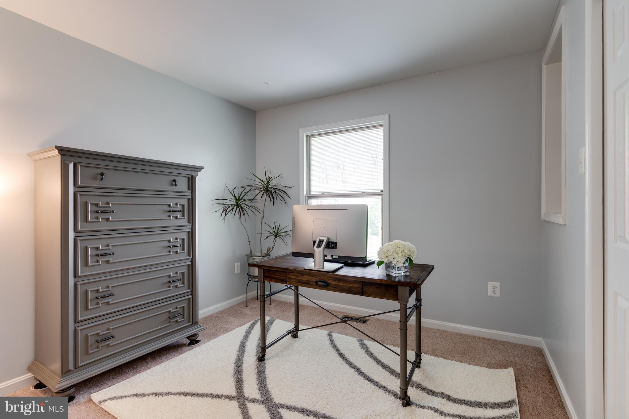 LAKEWOOD HILLS - Residential