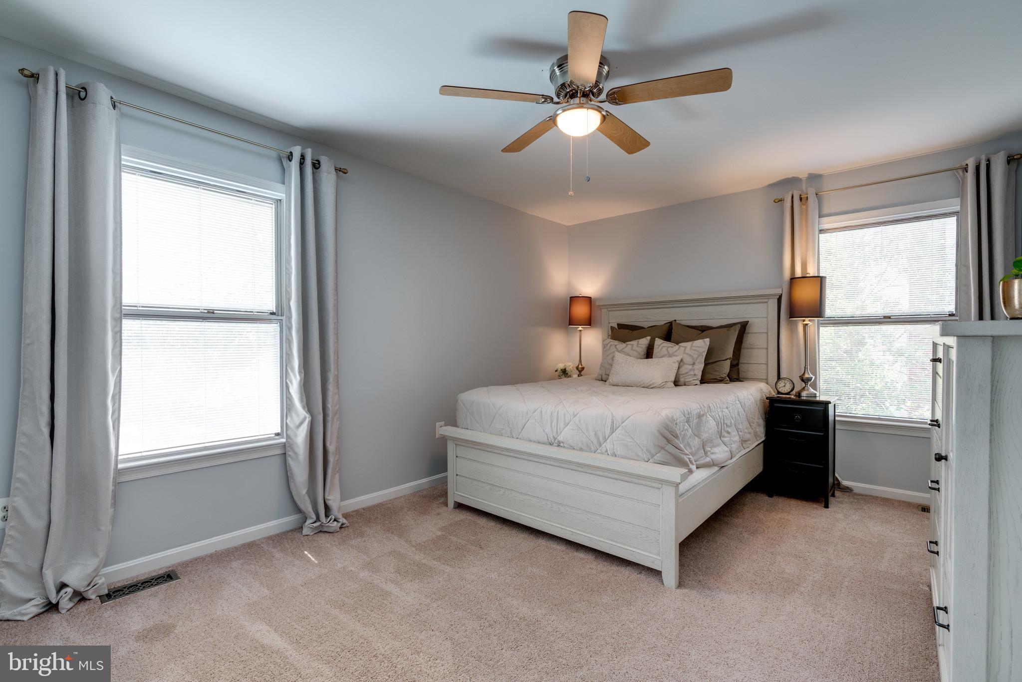 LAKEWOOD HILLS - Residential