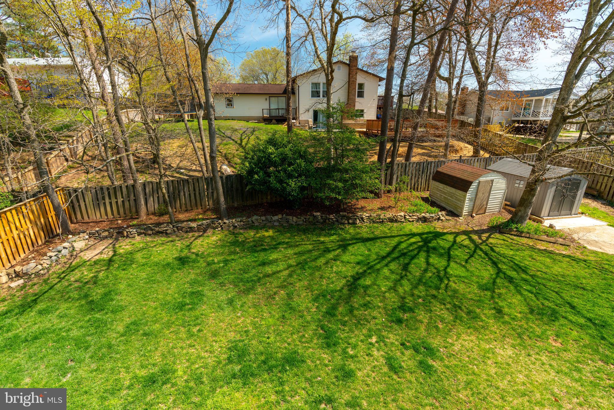 LAKEWOOD HILLS - Residential