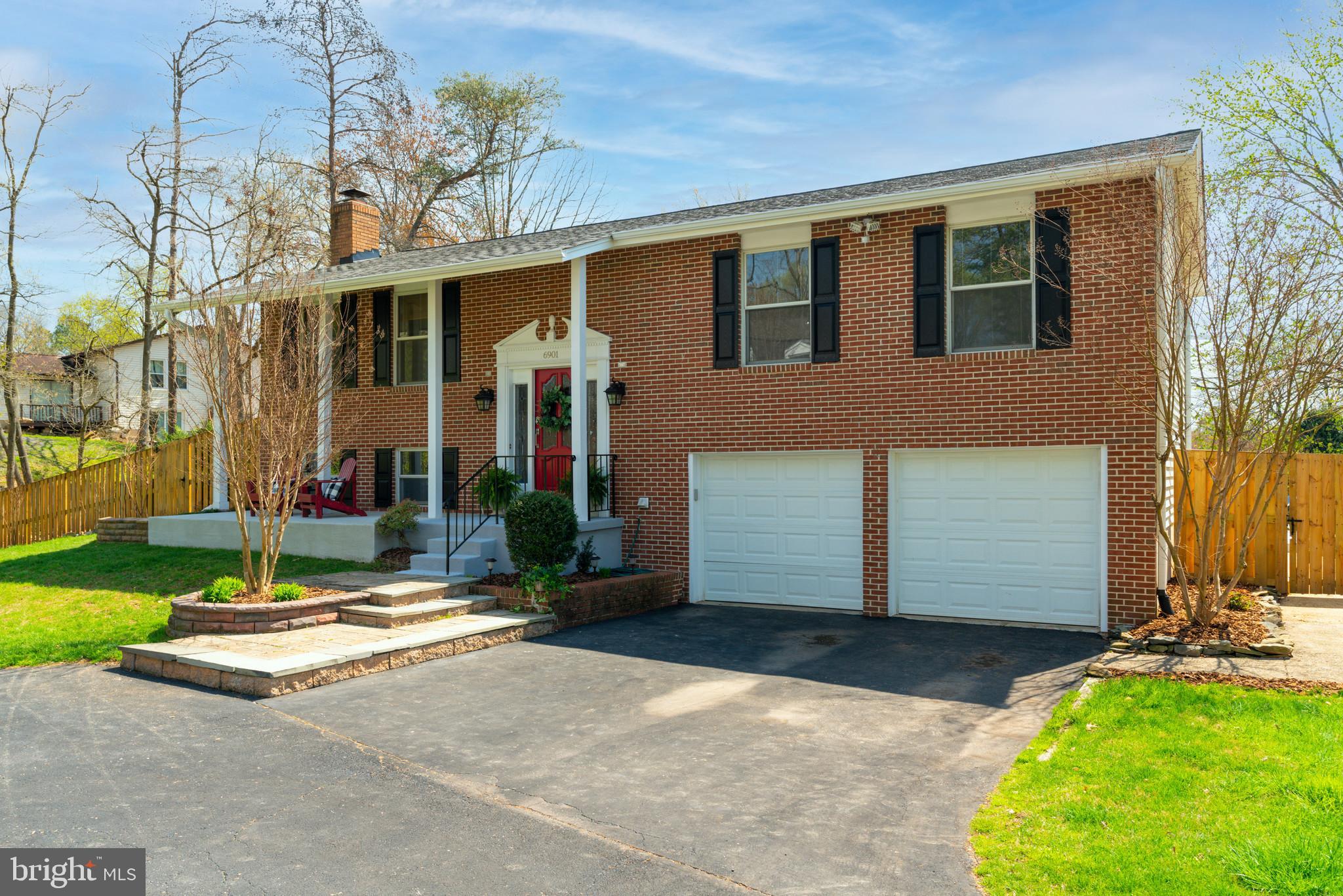 LAKEWOOD HILLS - Residential