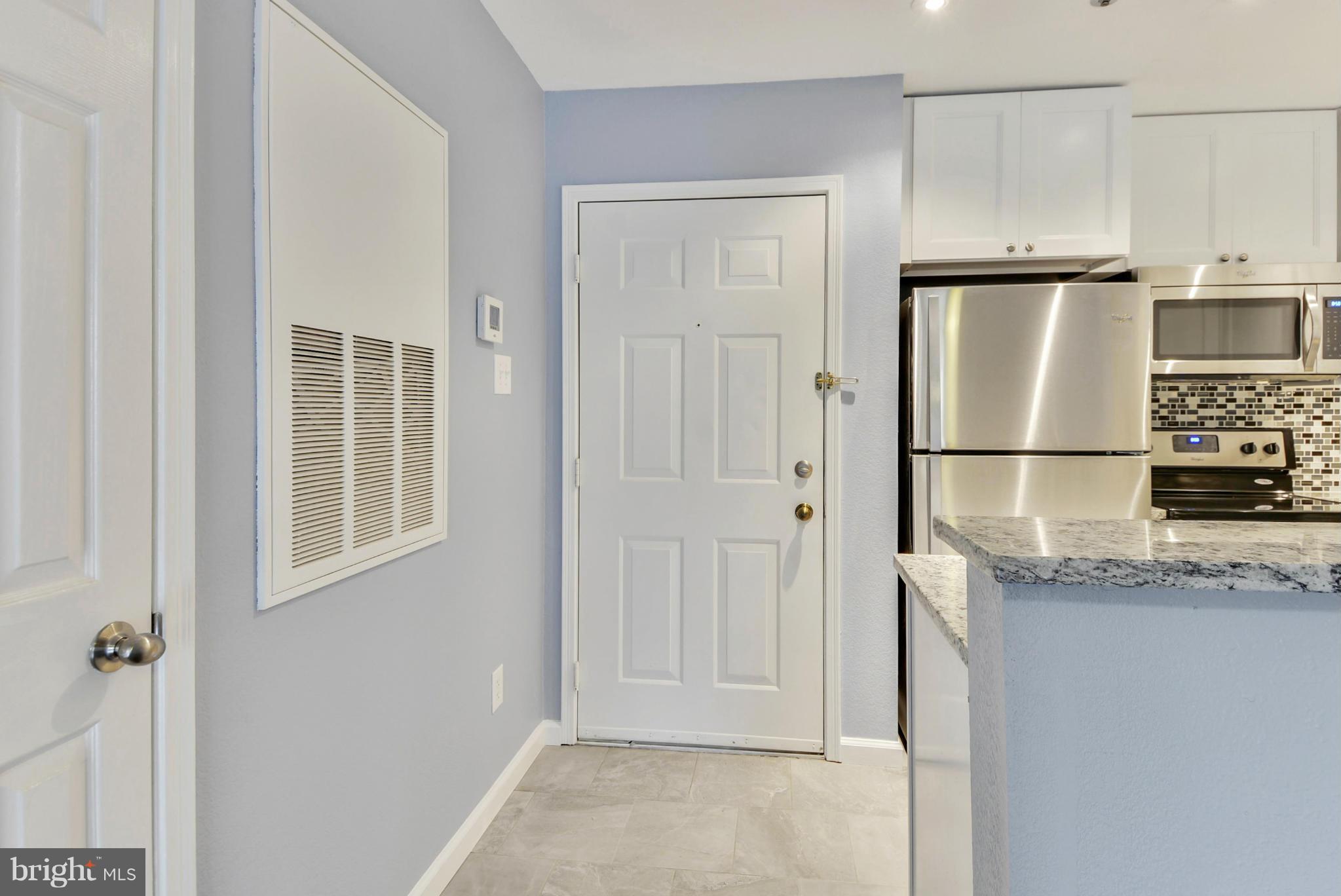 POINTE AT PARK CENTER - Residential