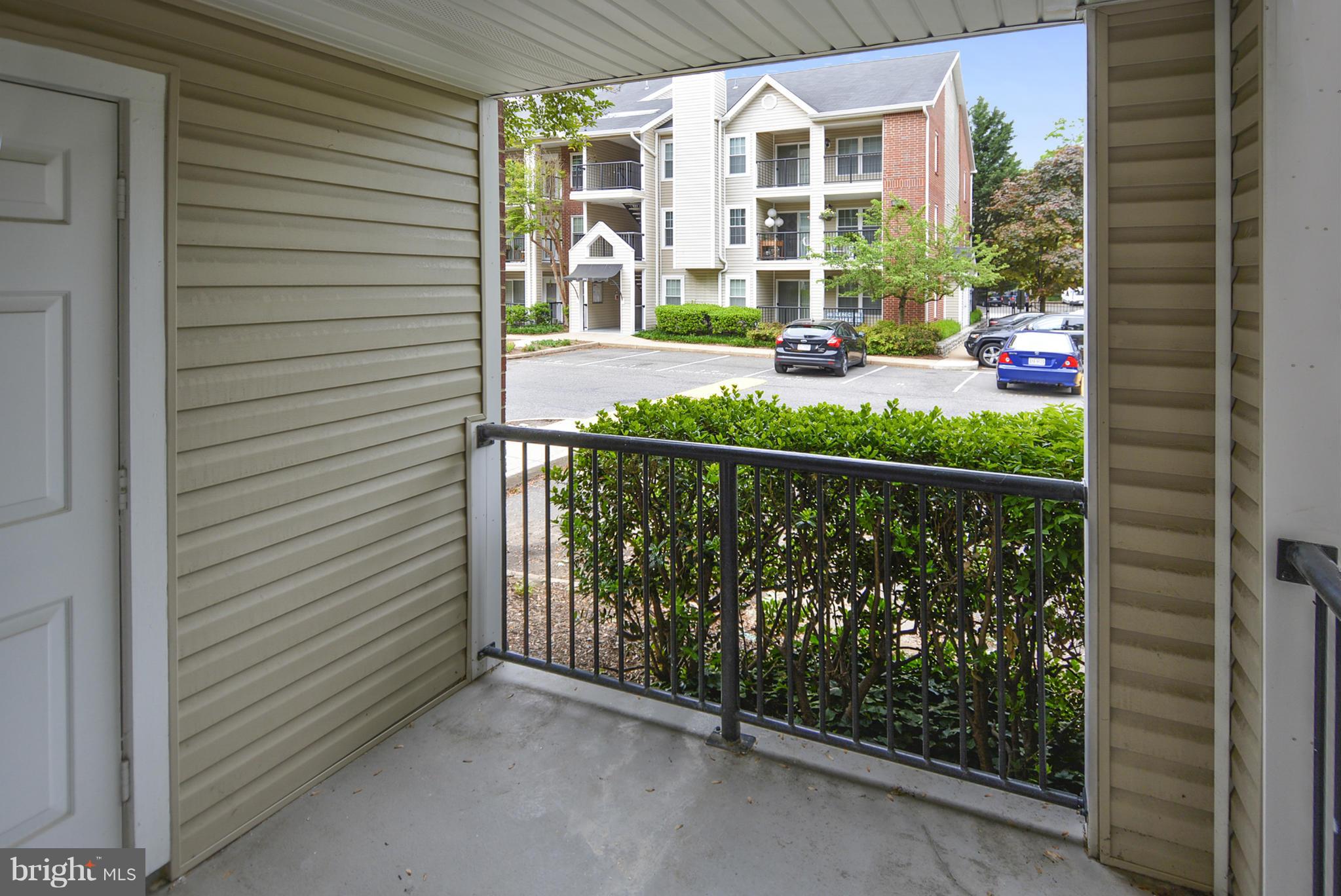 POINTE AT PARK CENTER - Residential