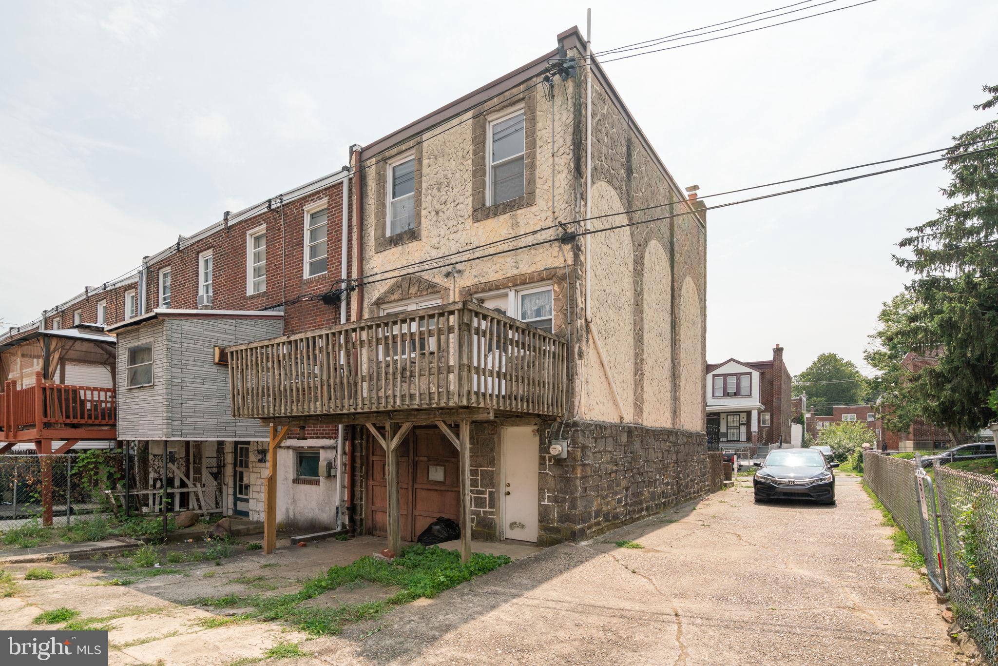 HOLMESBURG - Residential