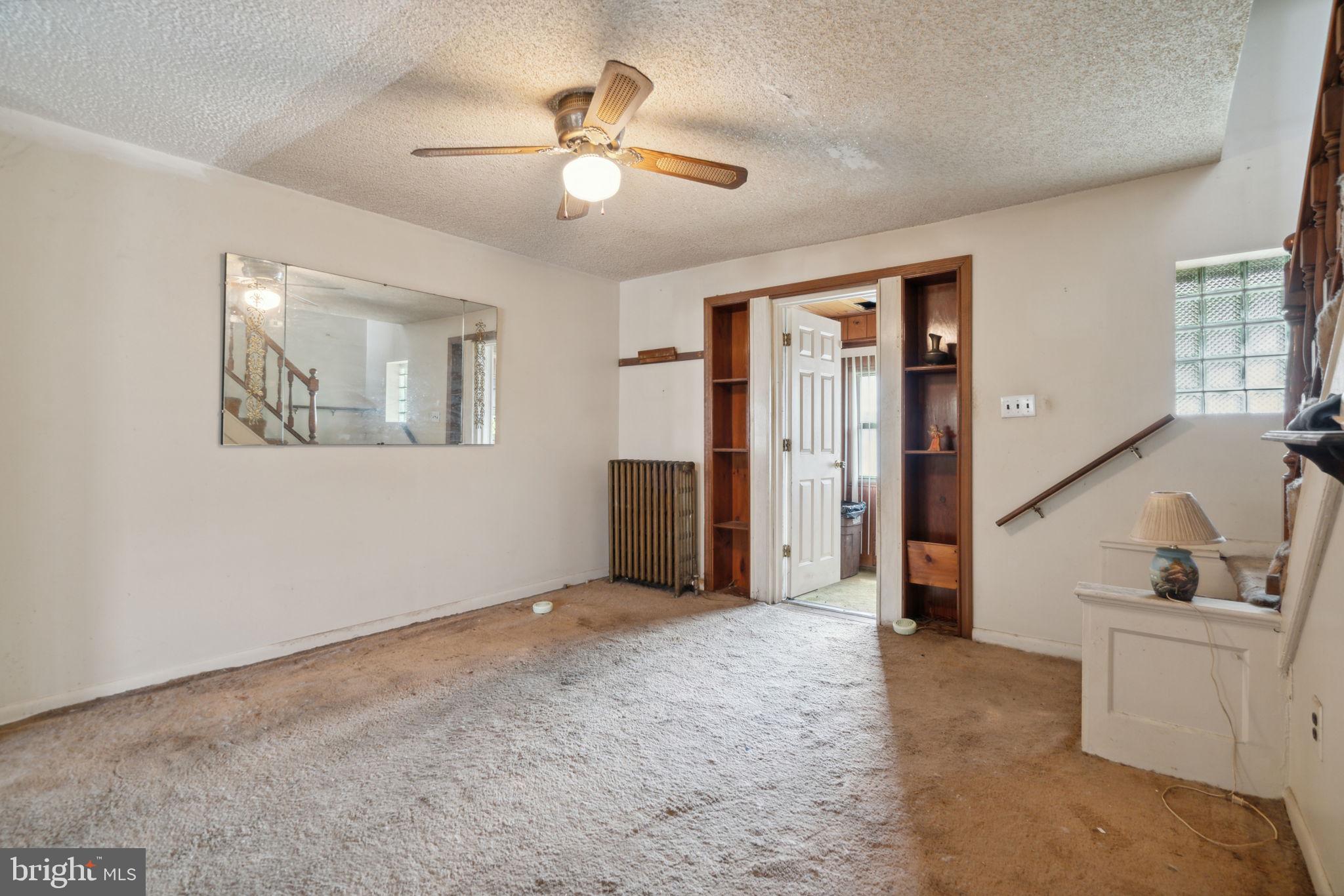 HOLMESBURG - Residential