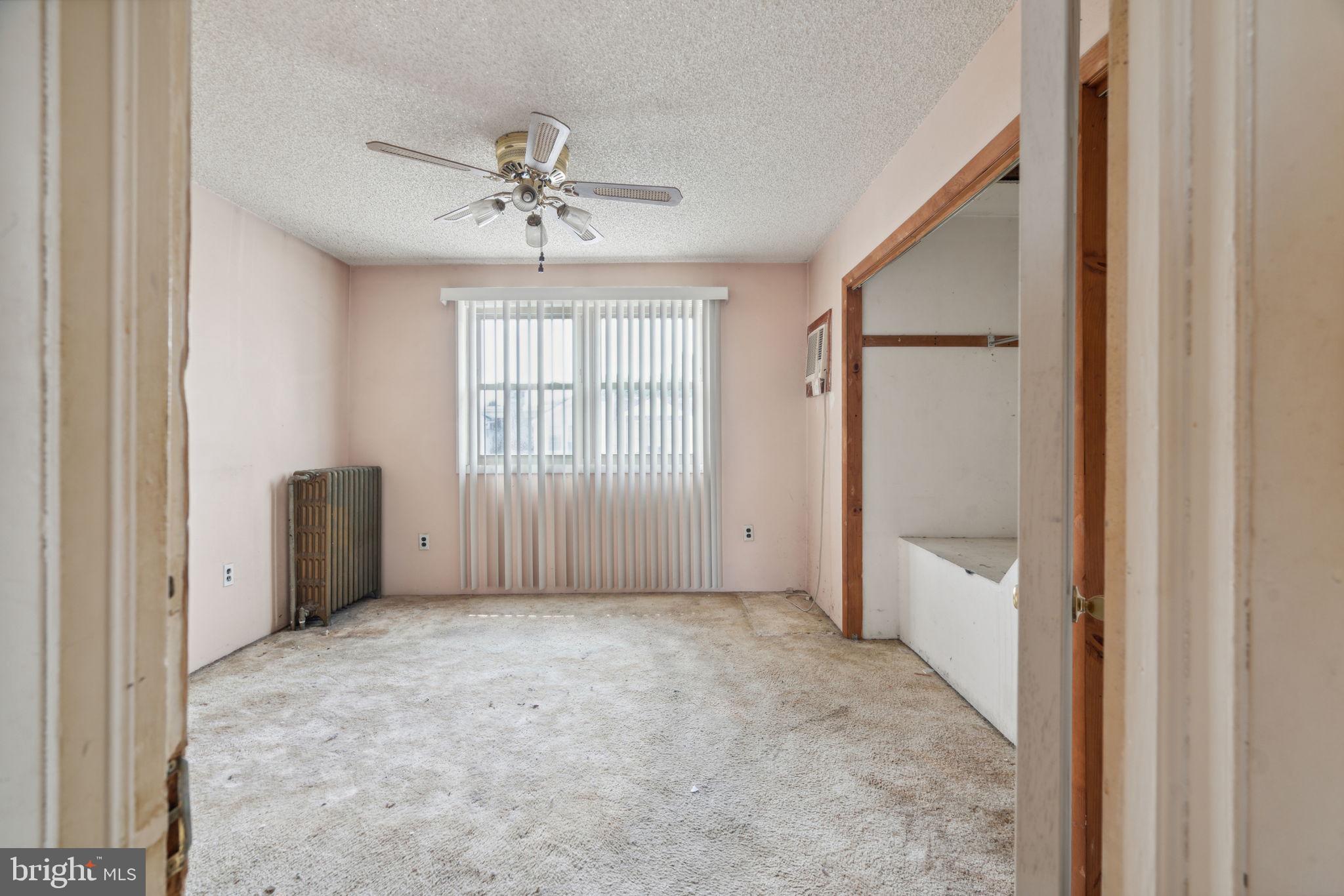 HOLMESBURG - Residential