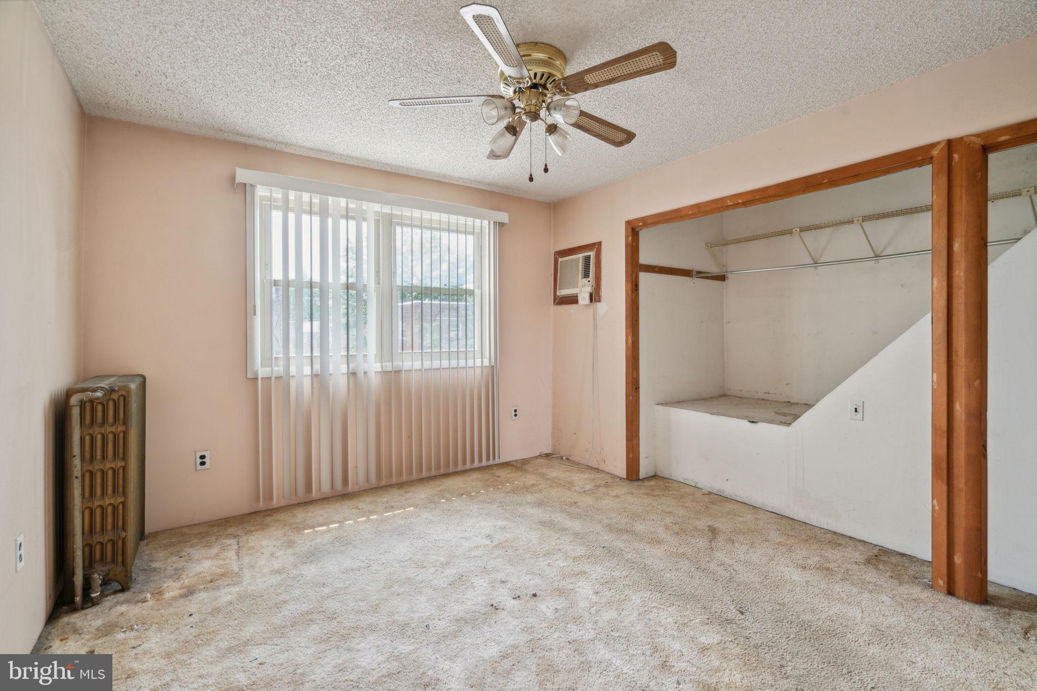 HOLMESBURG - Residential