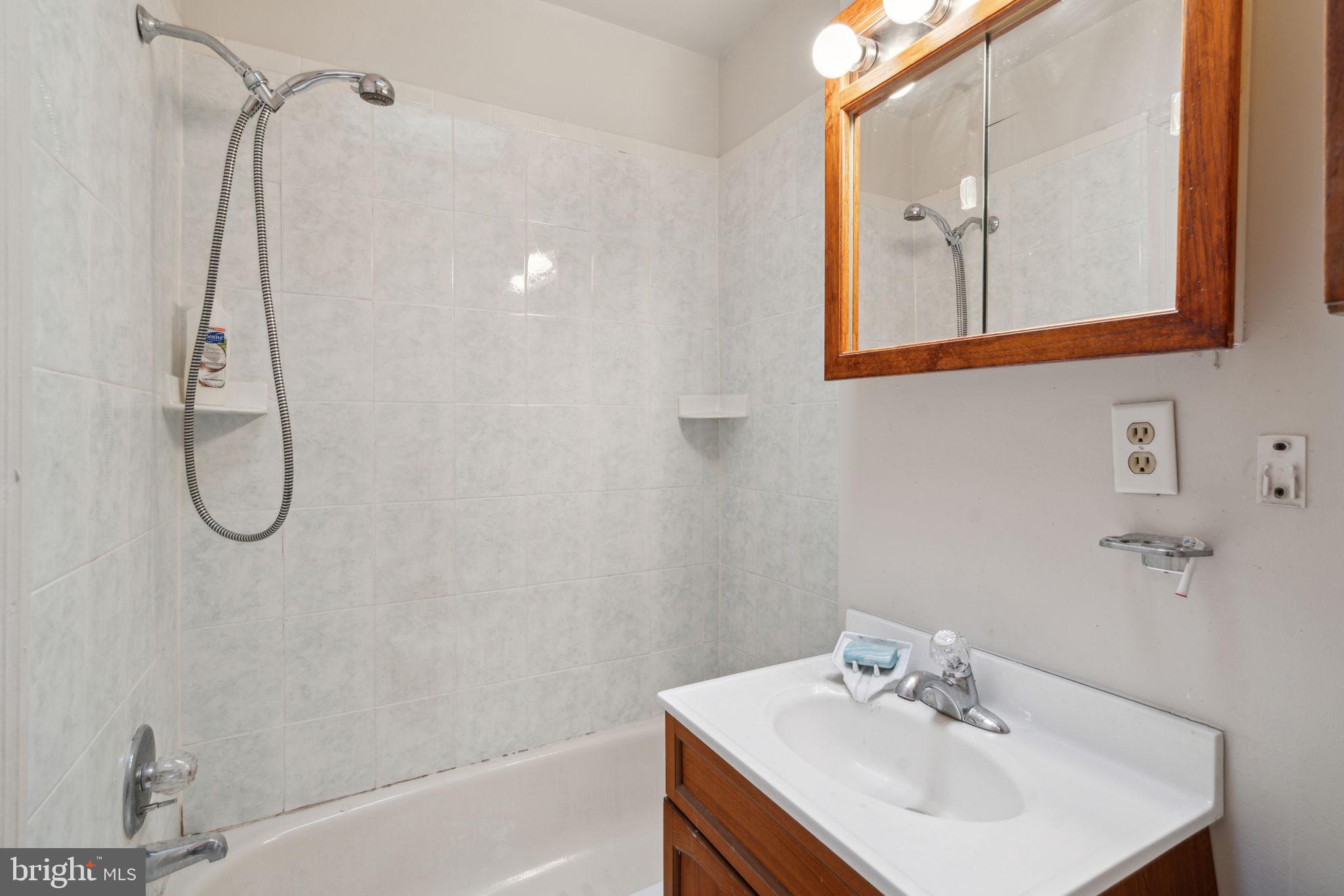 HOLMESBURG - Residential