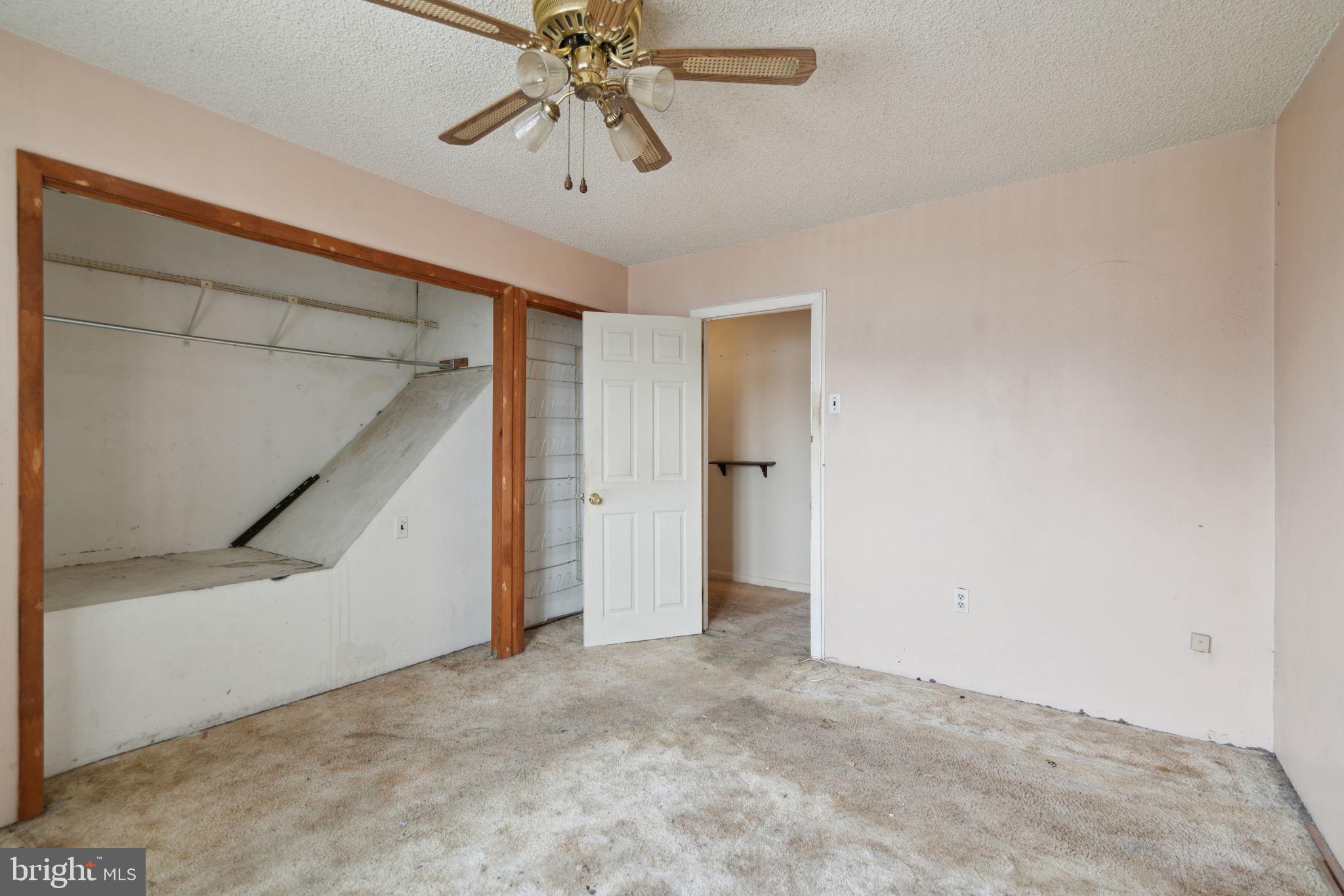 HOLMESBURG - Residential