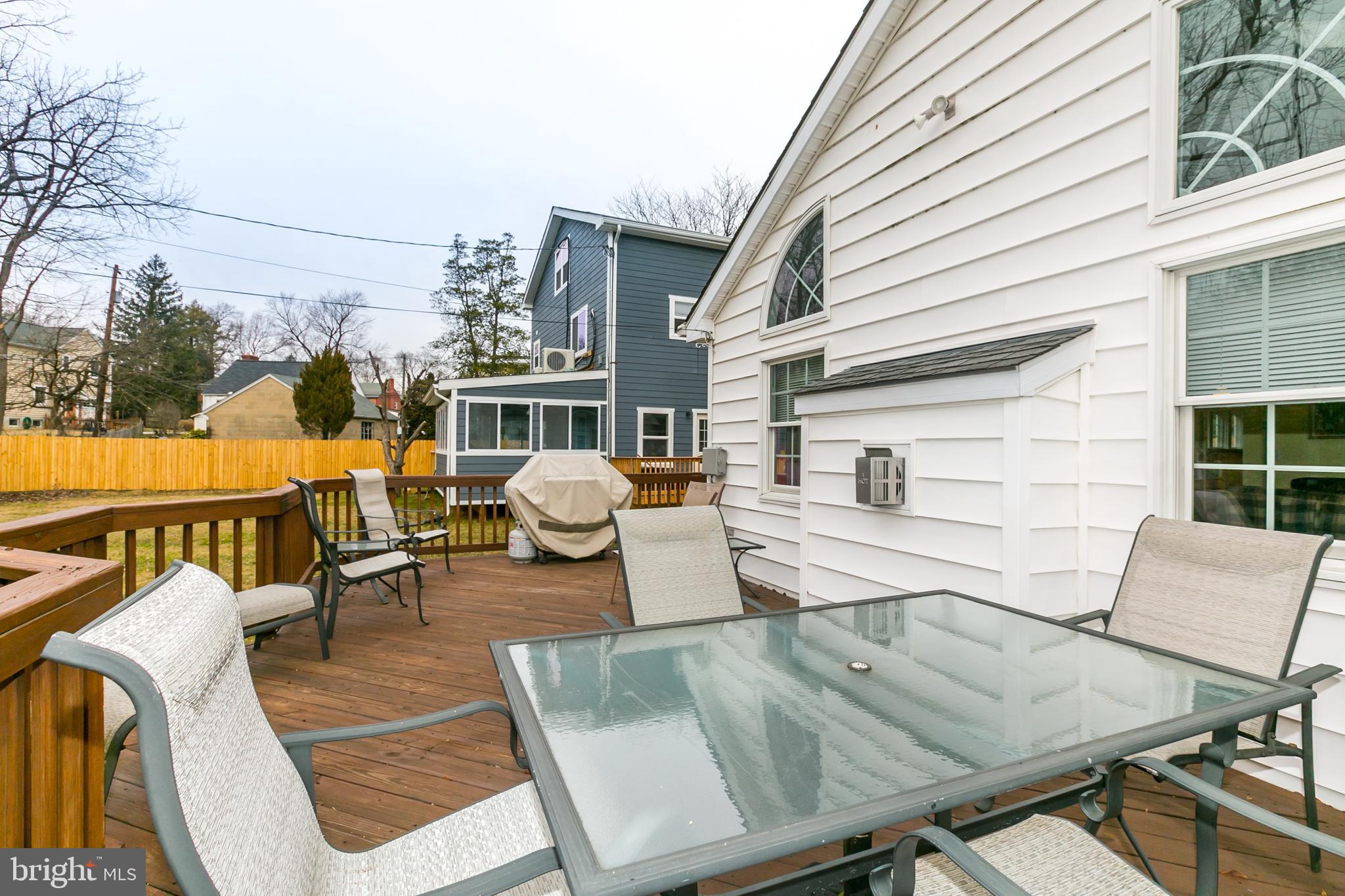 WEST TOWSON - Residential