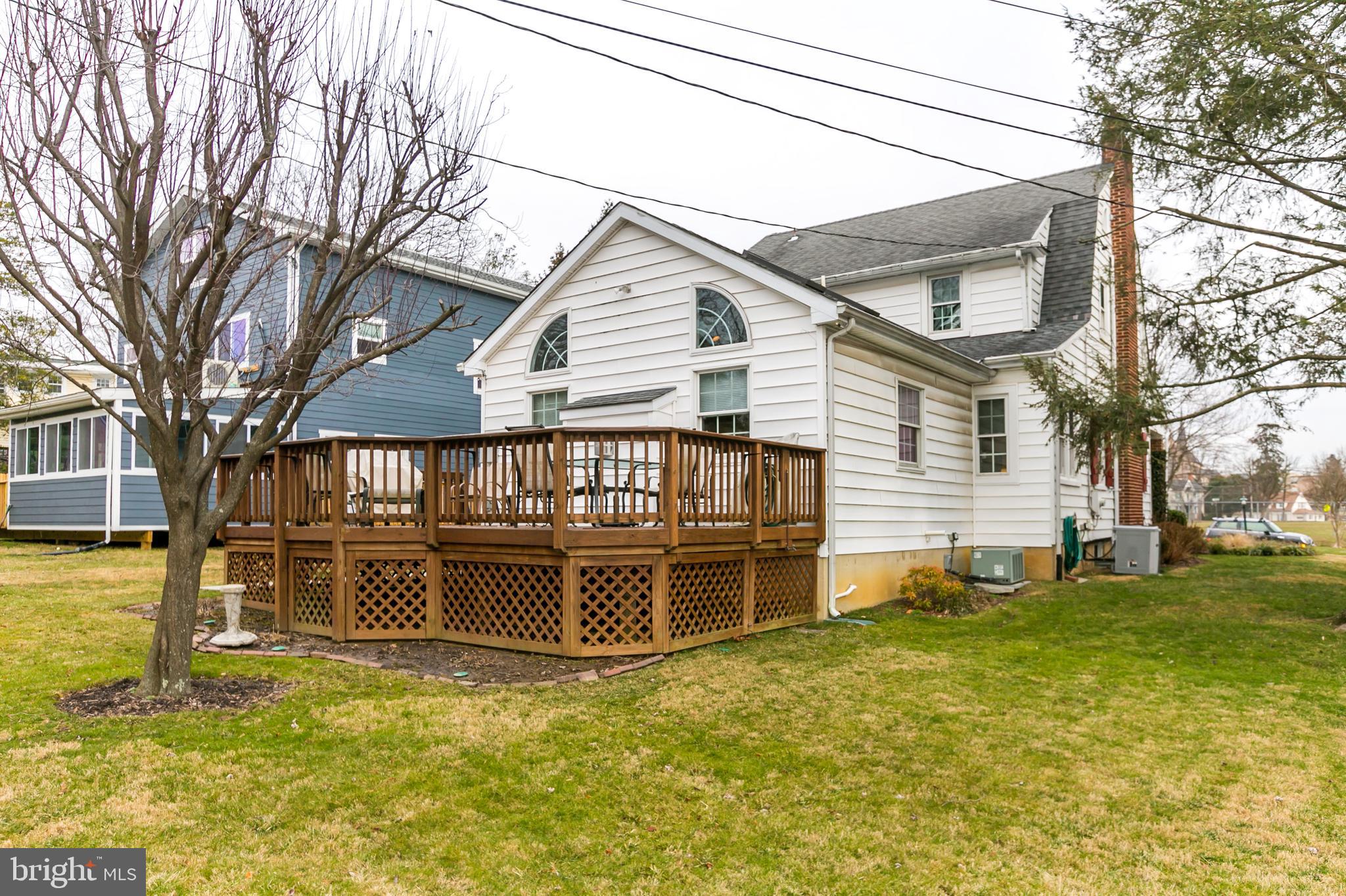 WEST TOWSON - Residential