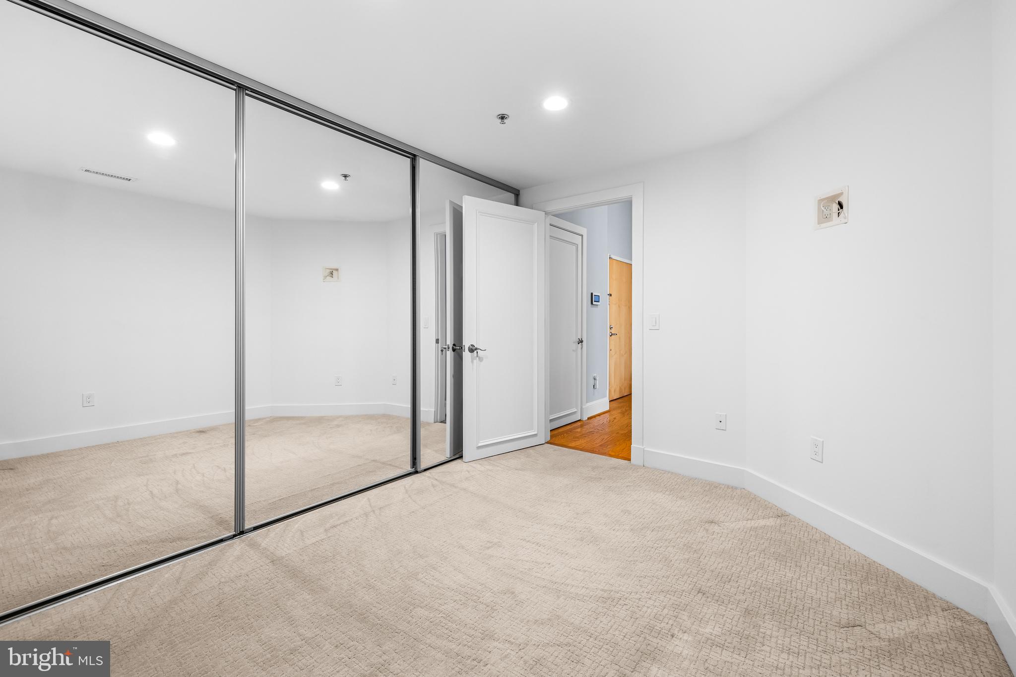 THE BEACON - Residential