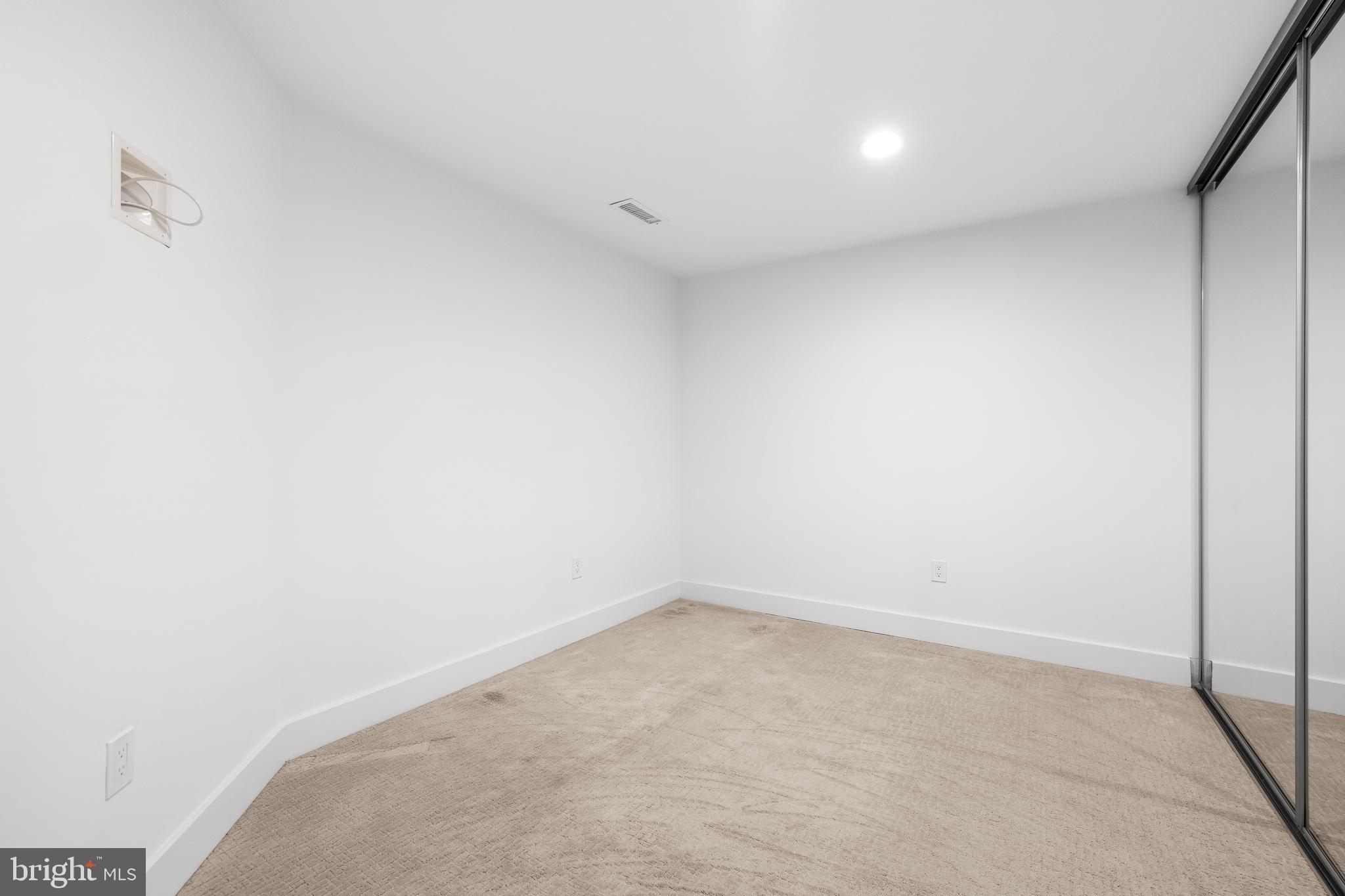 THE BEACON - Residential