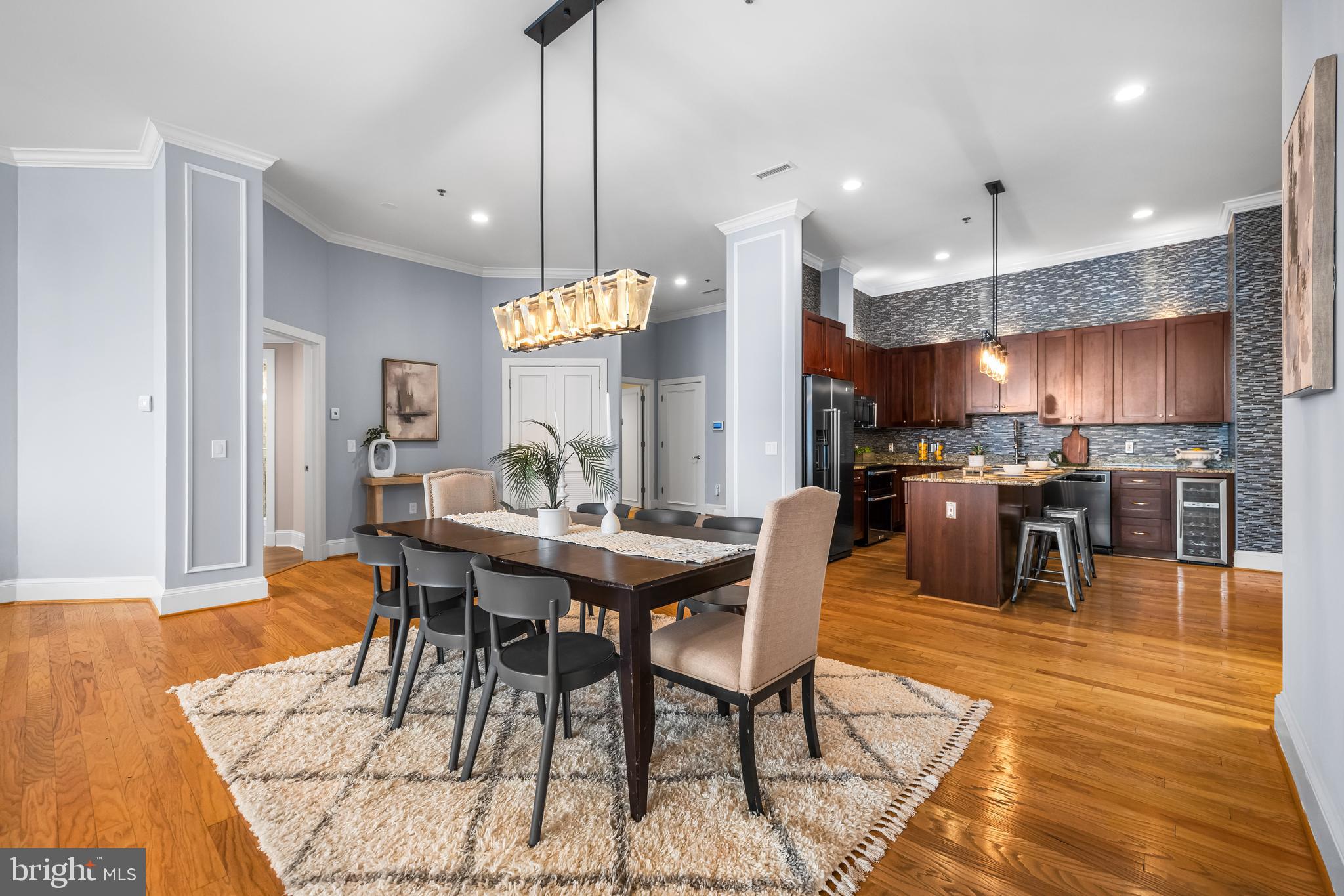 THE BEACON - Residential