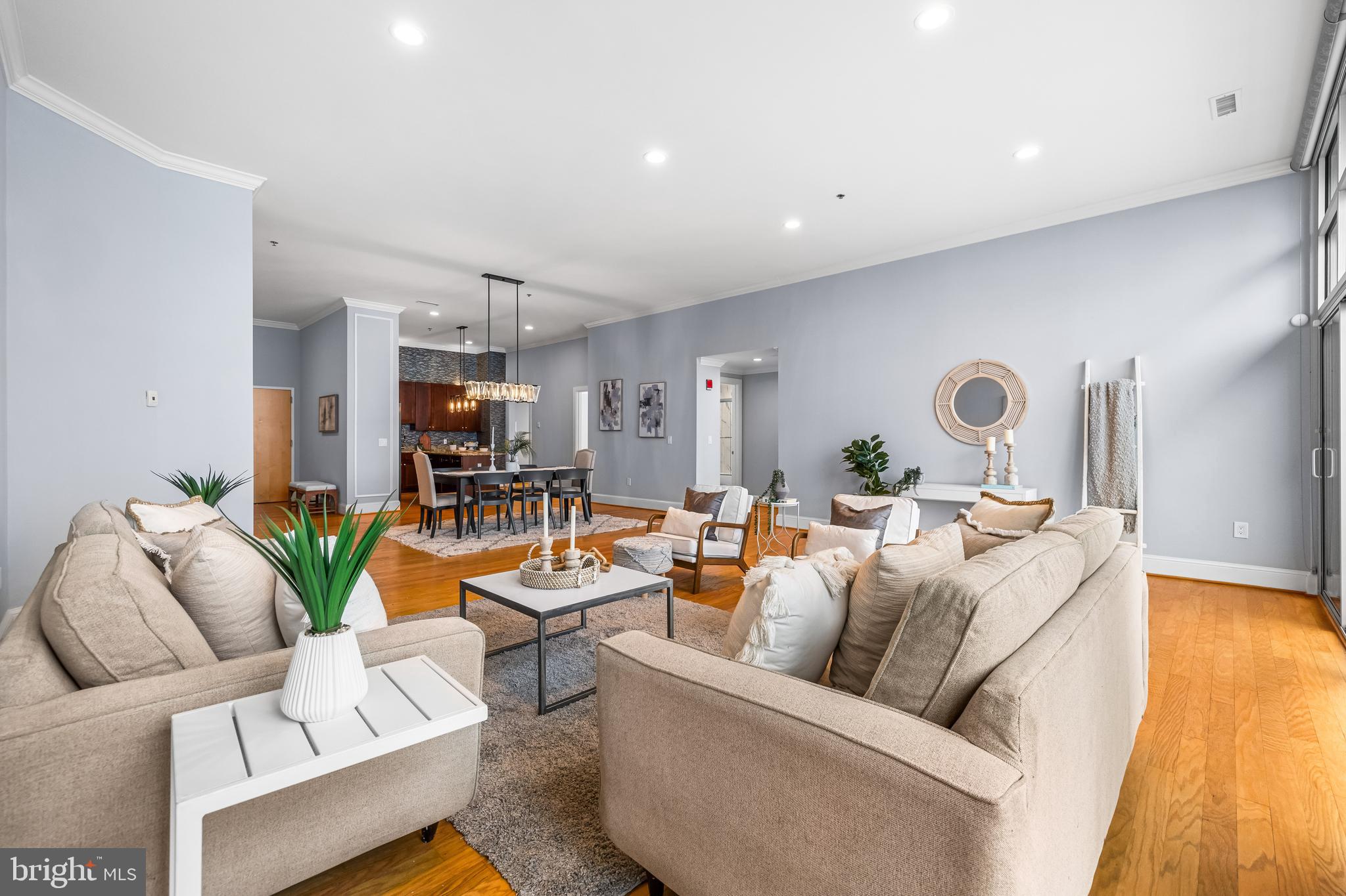 THE BEACON - Residential