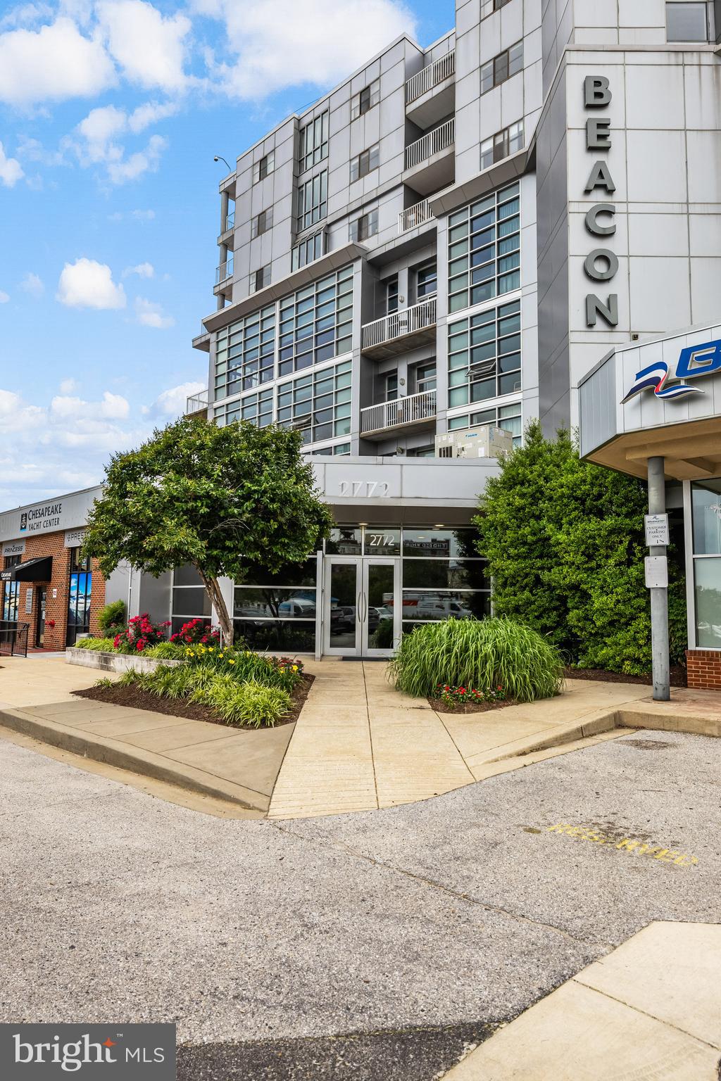 THE BEACON - Residential