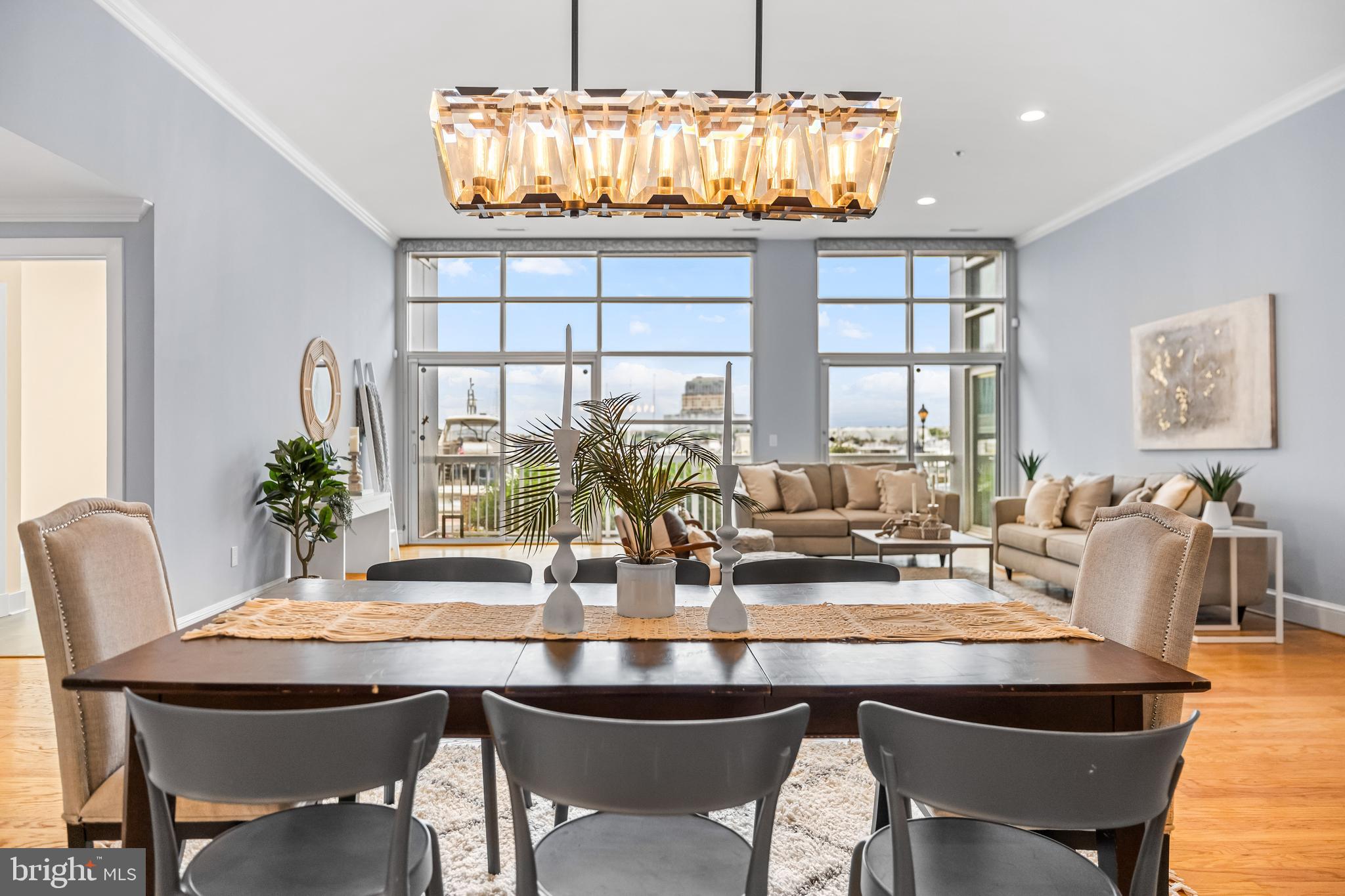 THE BEACON - Residential