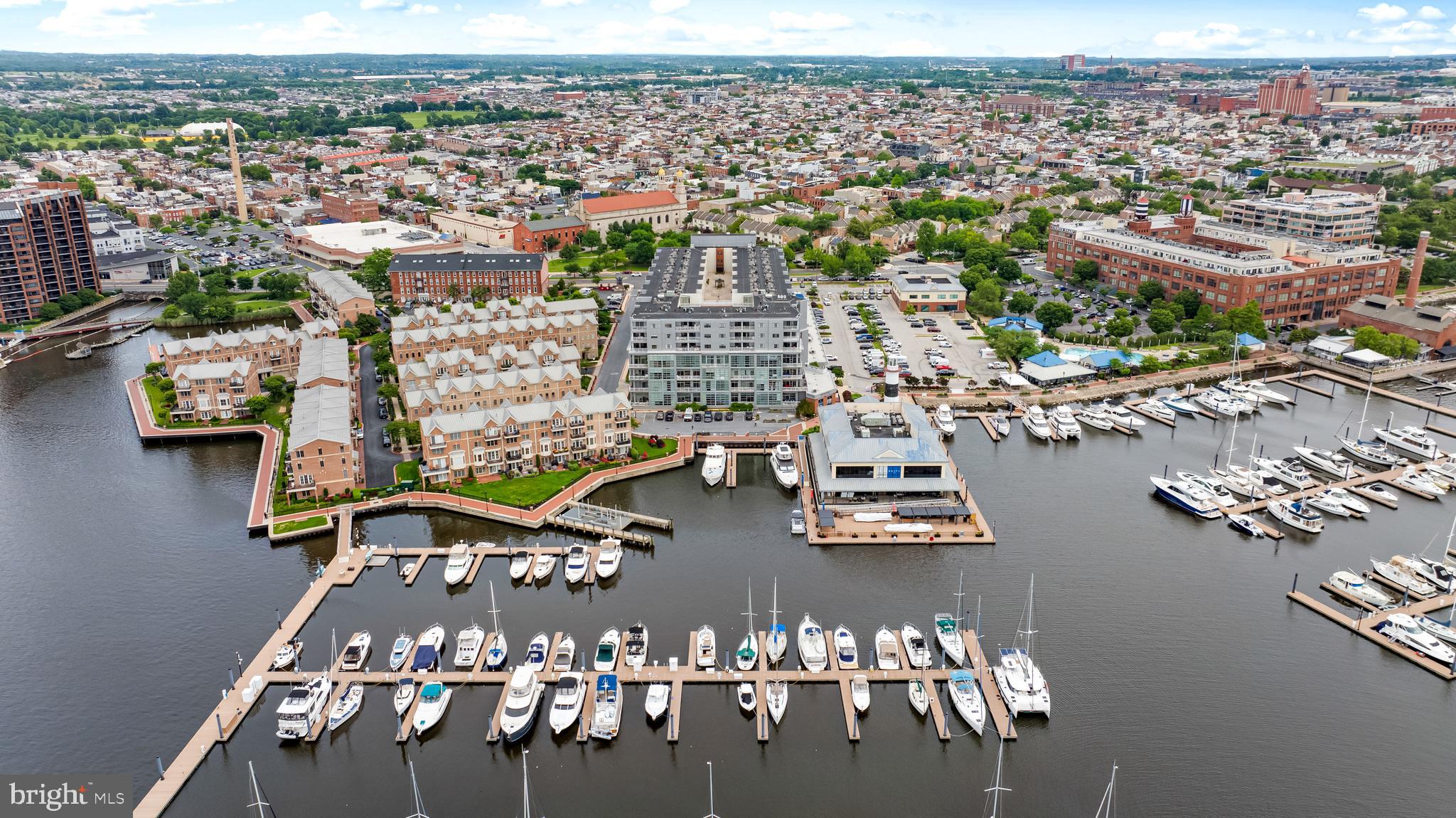 THE BEACON - Residential