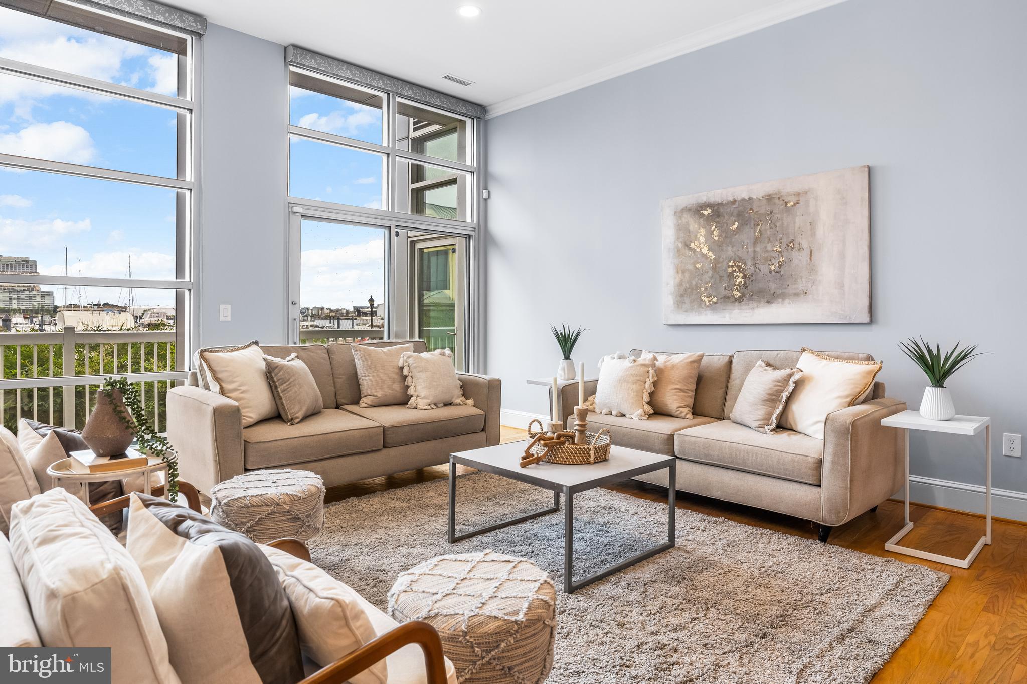 THE BEACON - Residential