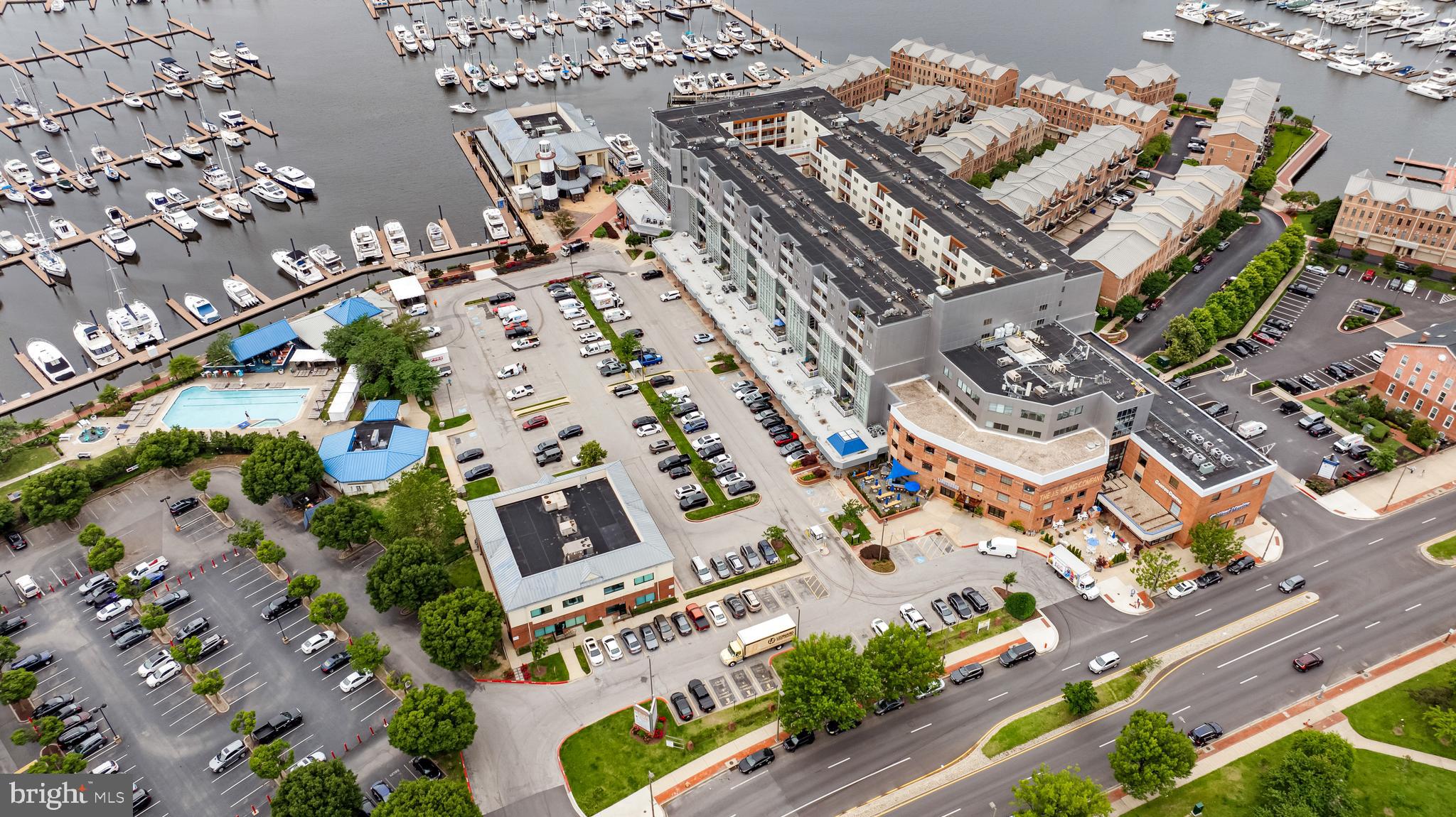 THE BEACON - Residential