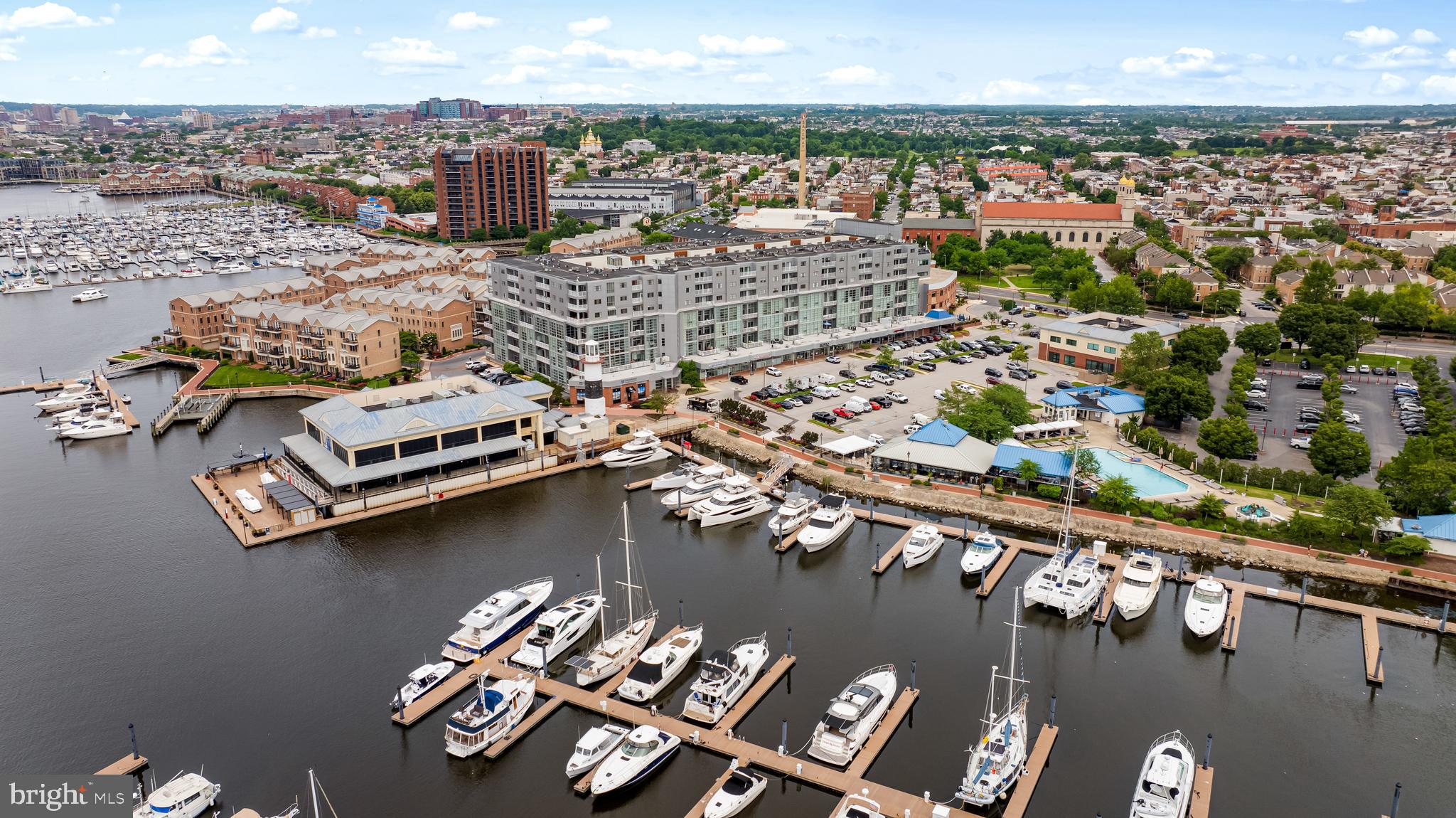 THE BEACON - Residential