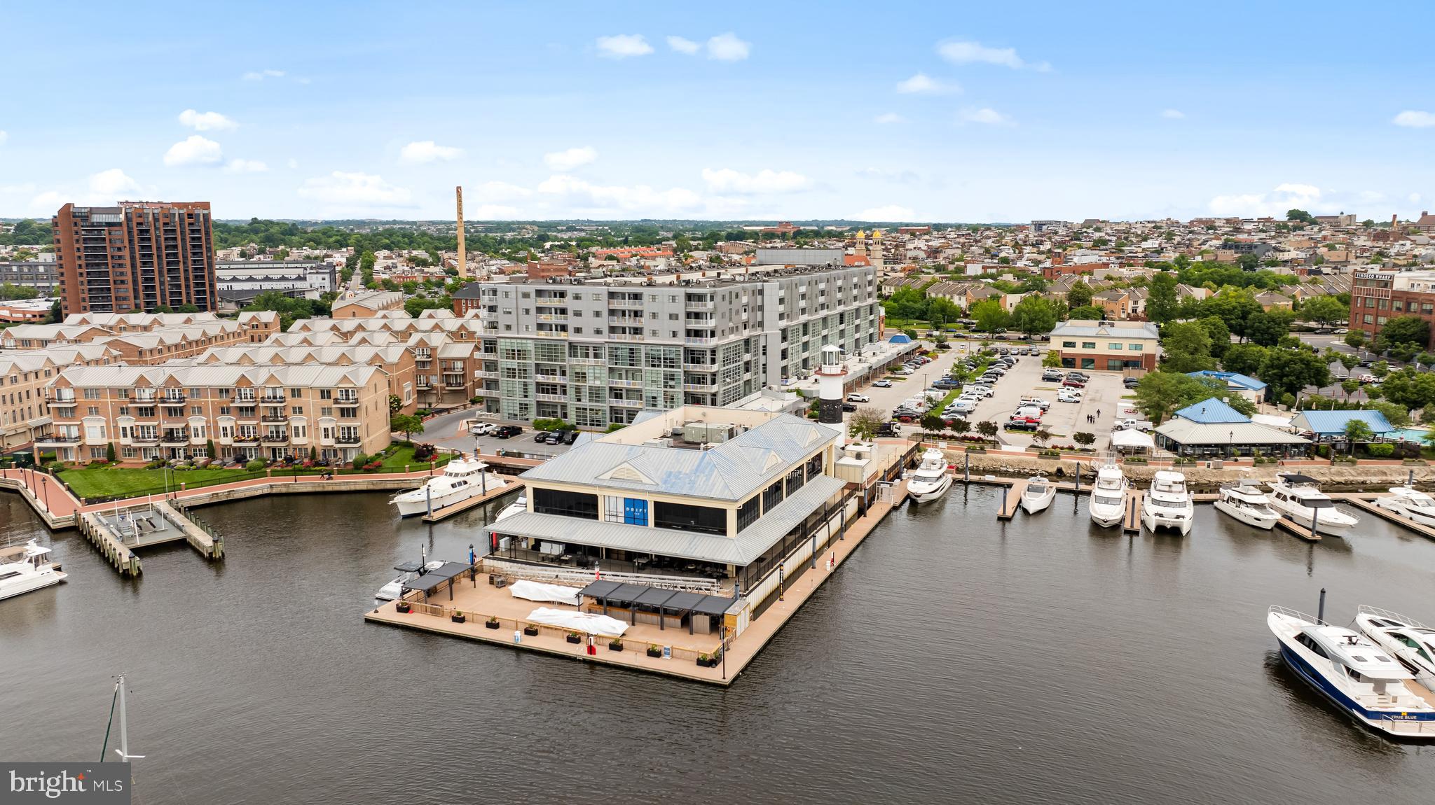 THE BEACON - Residential