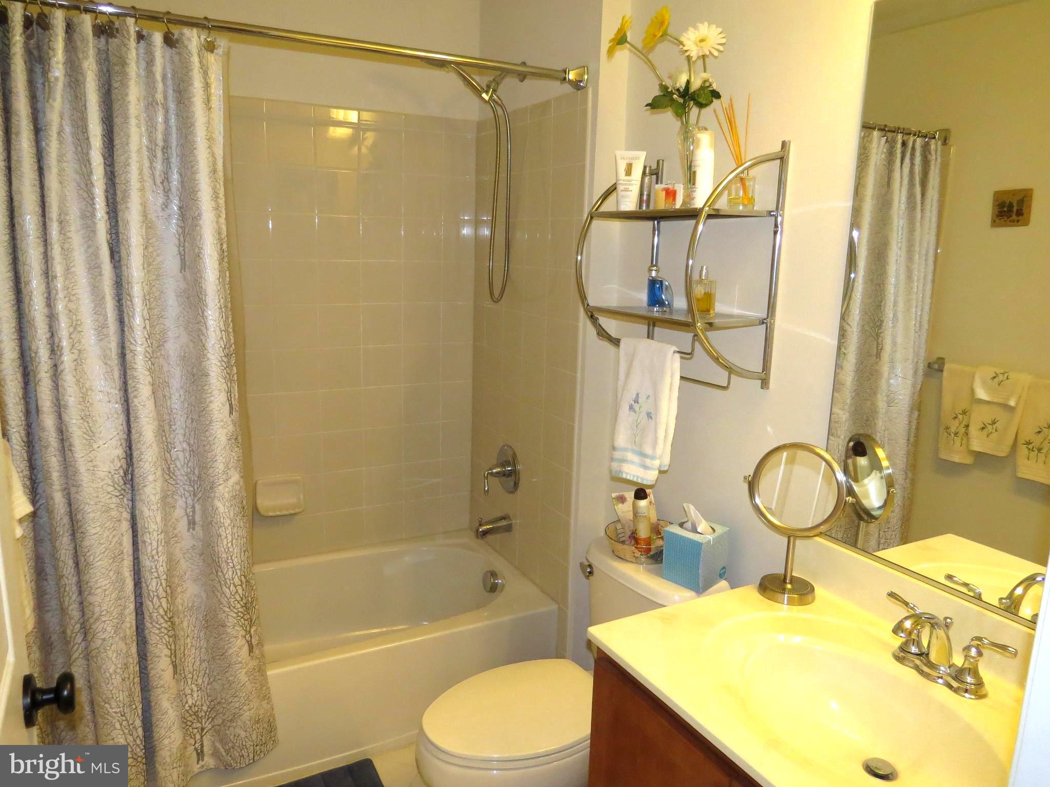 MARLBORO RIDGE - Residential