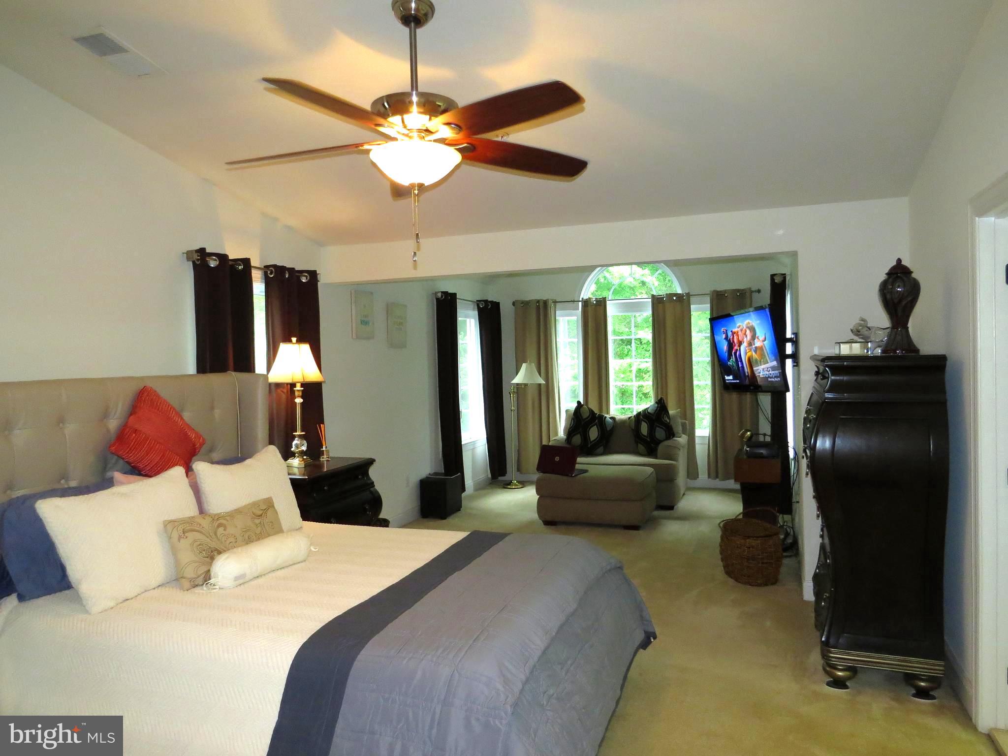 MARLBORO RIDGE - Residential