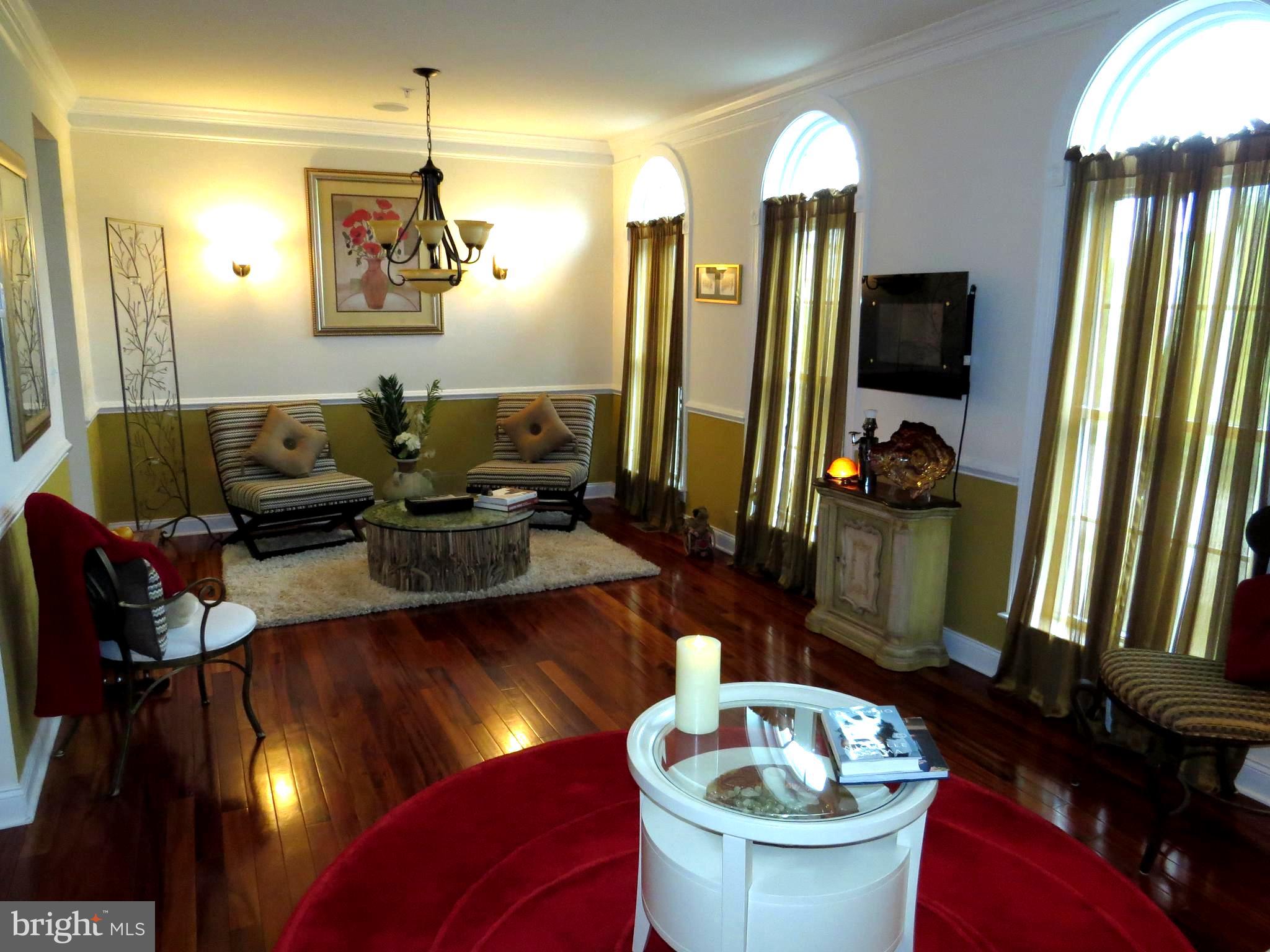 MARLBORO RIDGE - Residential