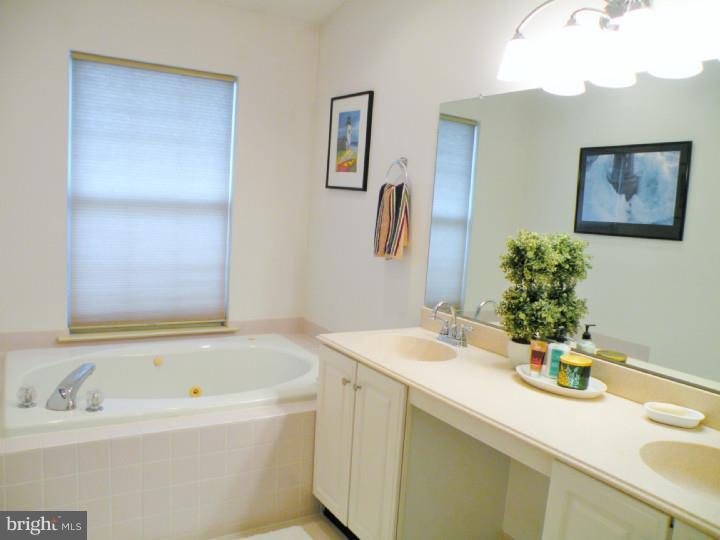 BROOKSTONE - Residential