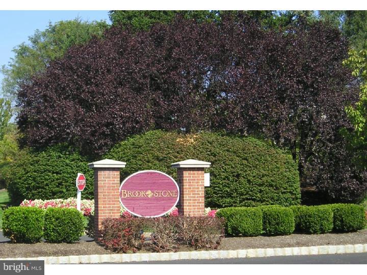 BROOKSTONE - Residential