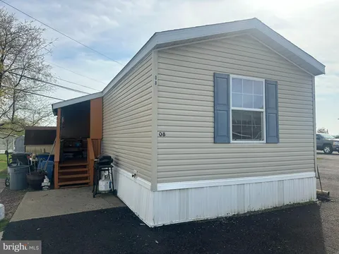 MLS: PALH2011862