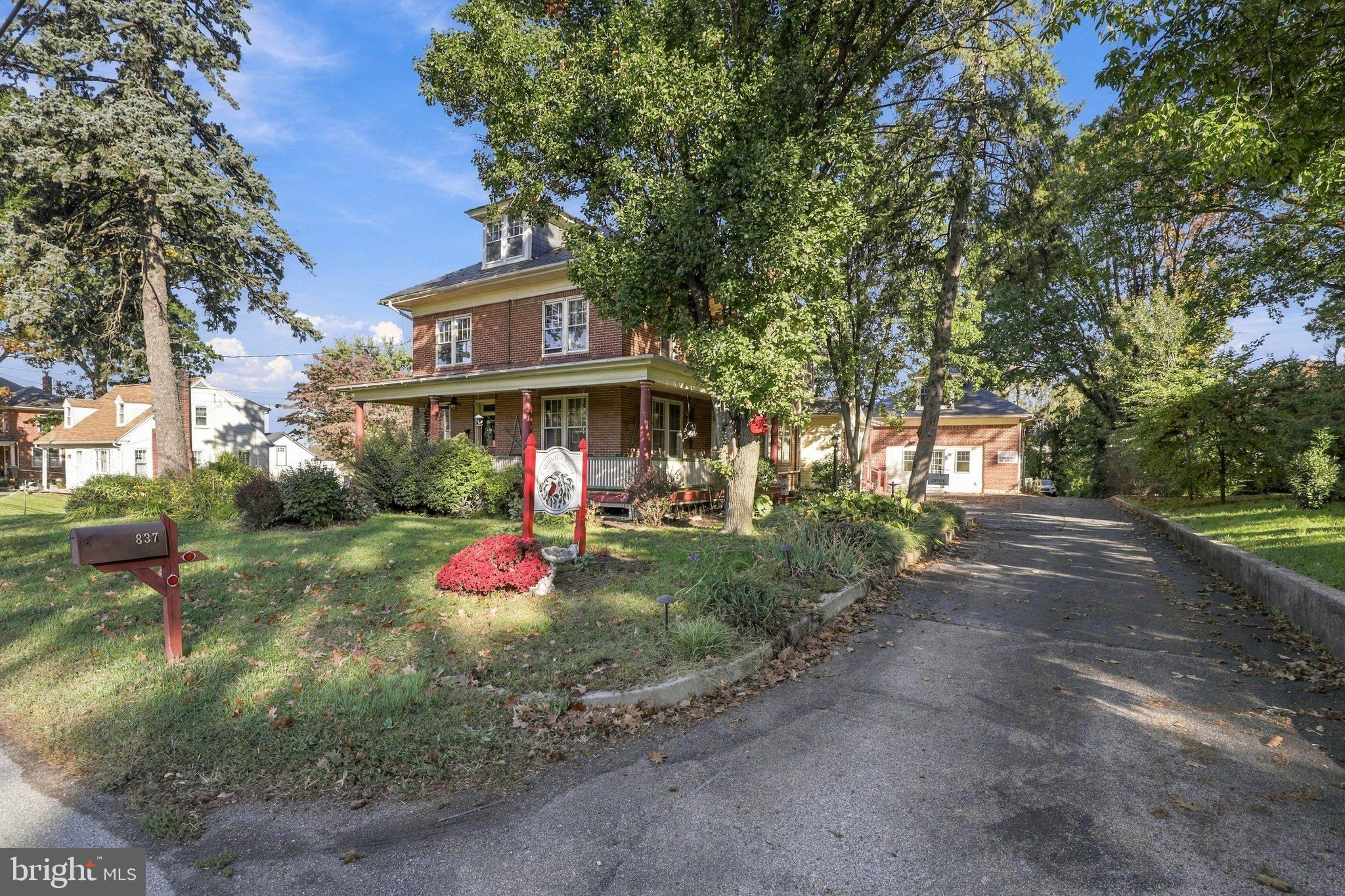 837 VILLAGE ROAD