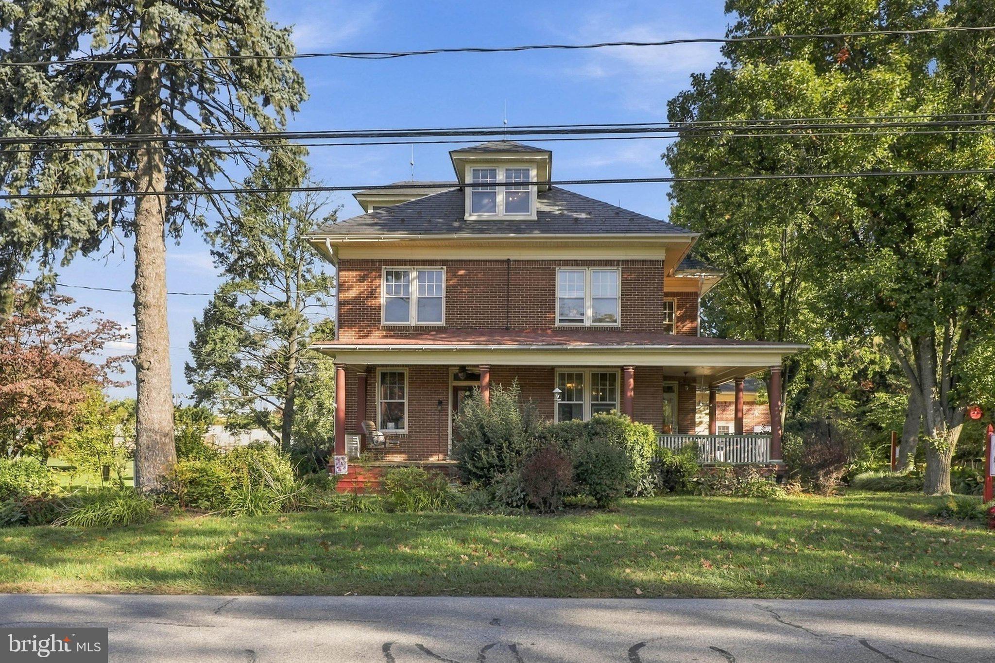837 VILLAGE ROAD