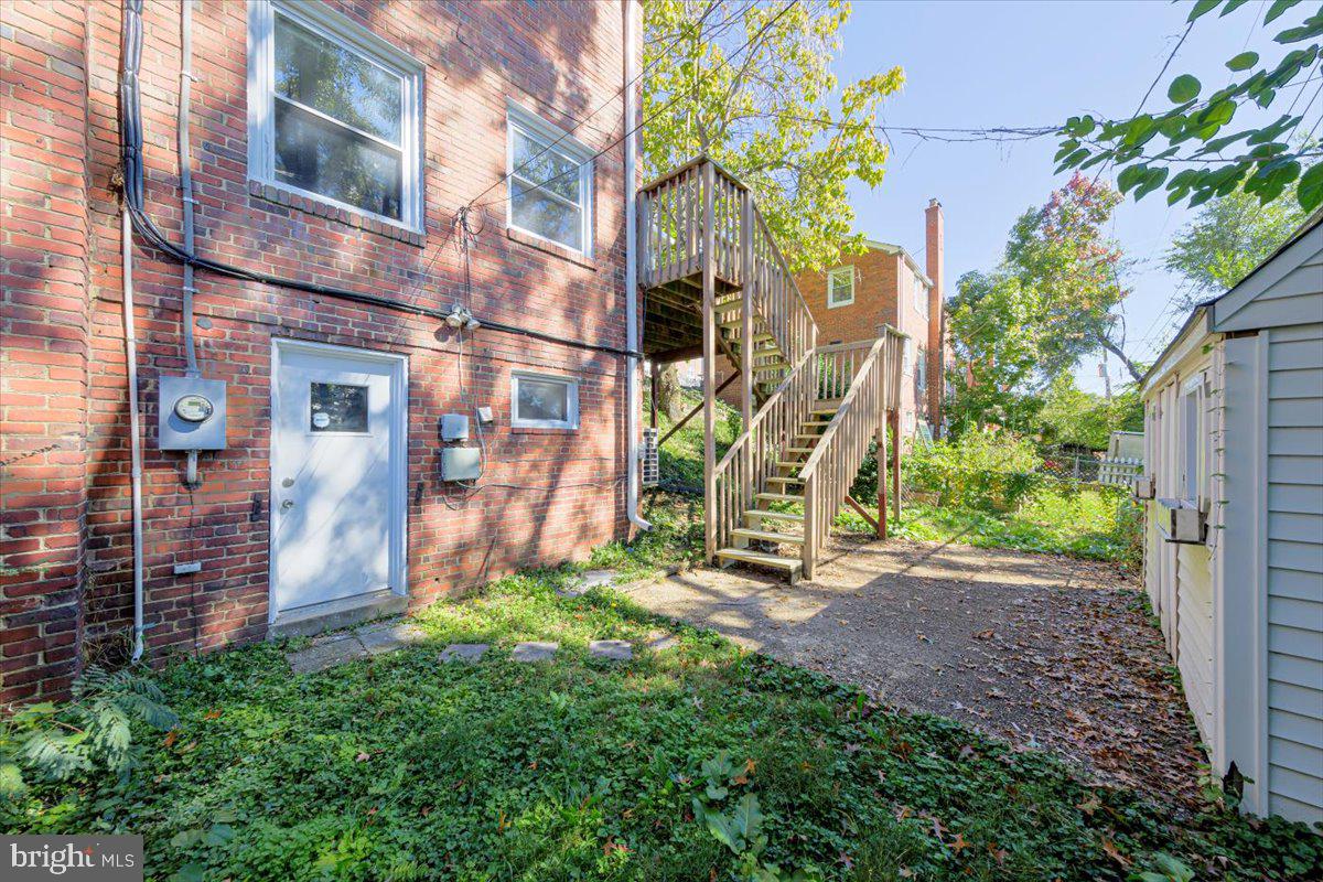 GREEN VALLEY - Residential Lease