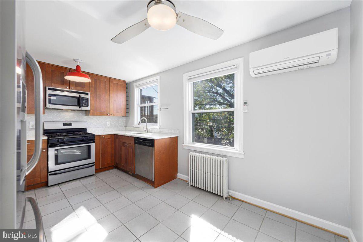 GREEN VALLEY - Residential Lease