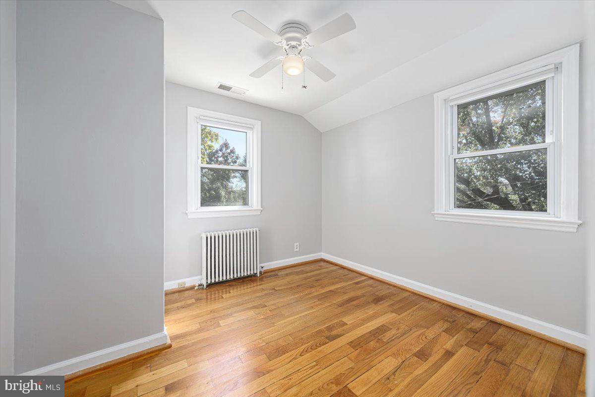 GREEN VALLEY - Residential Lease