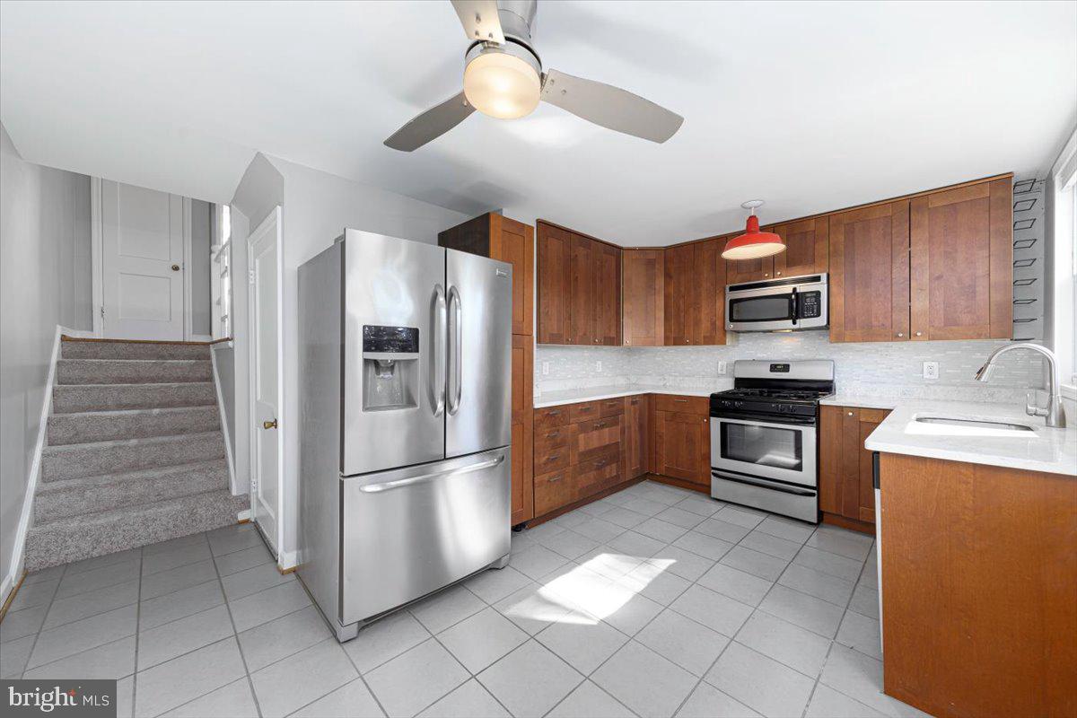 GREEN VALLEY - Residential Lease