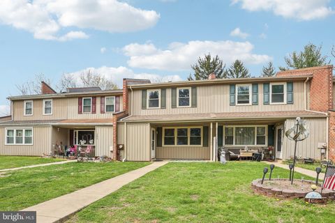 Photo of 207 Westbury Court #122, DOWNINGTOWN, PA 19335 (MLS # PACT2121700)