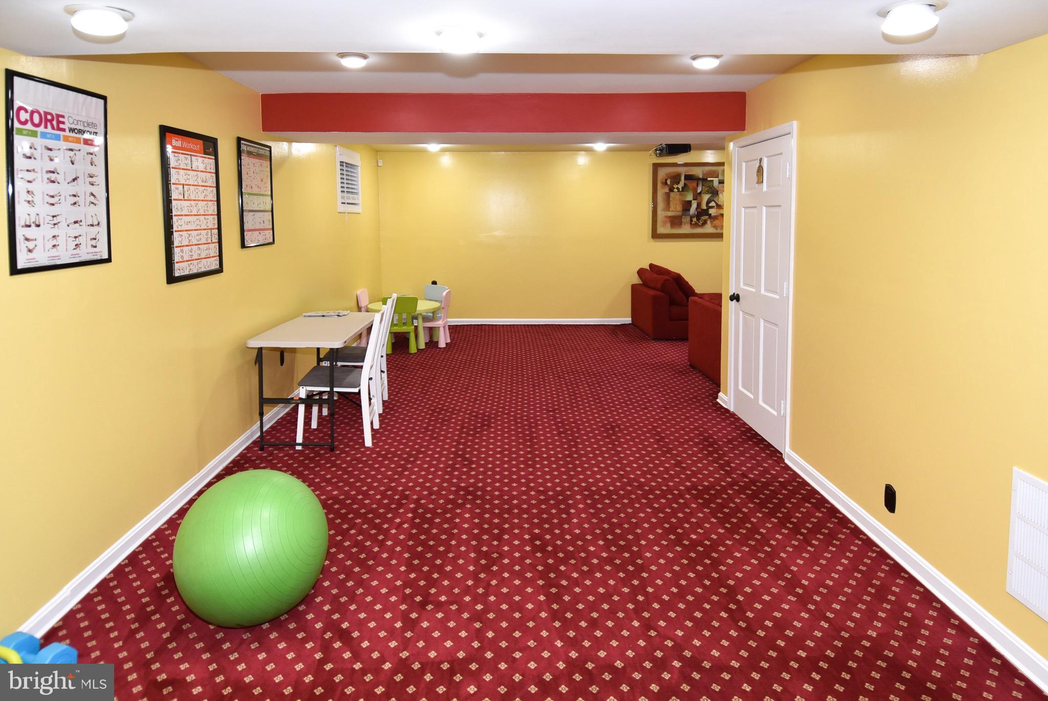 FERNWOOD - Residential Lease