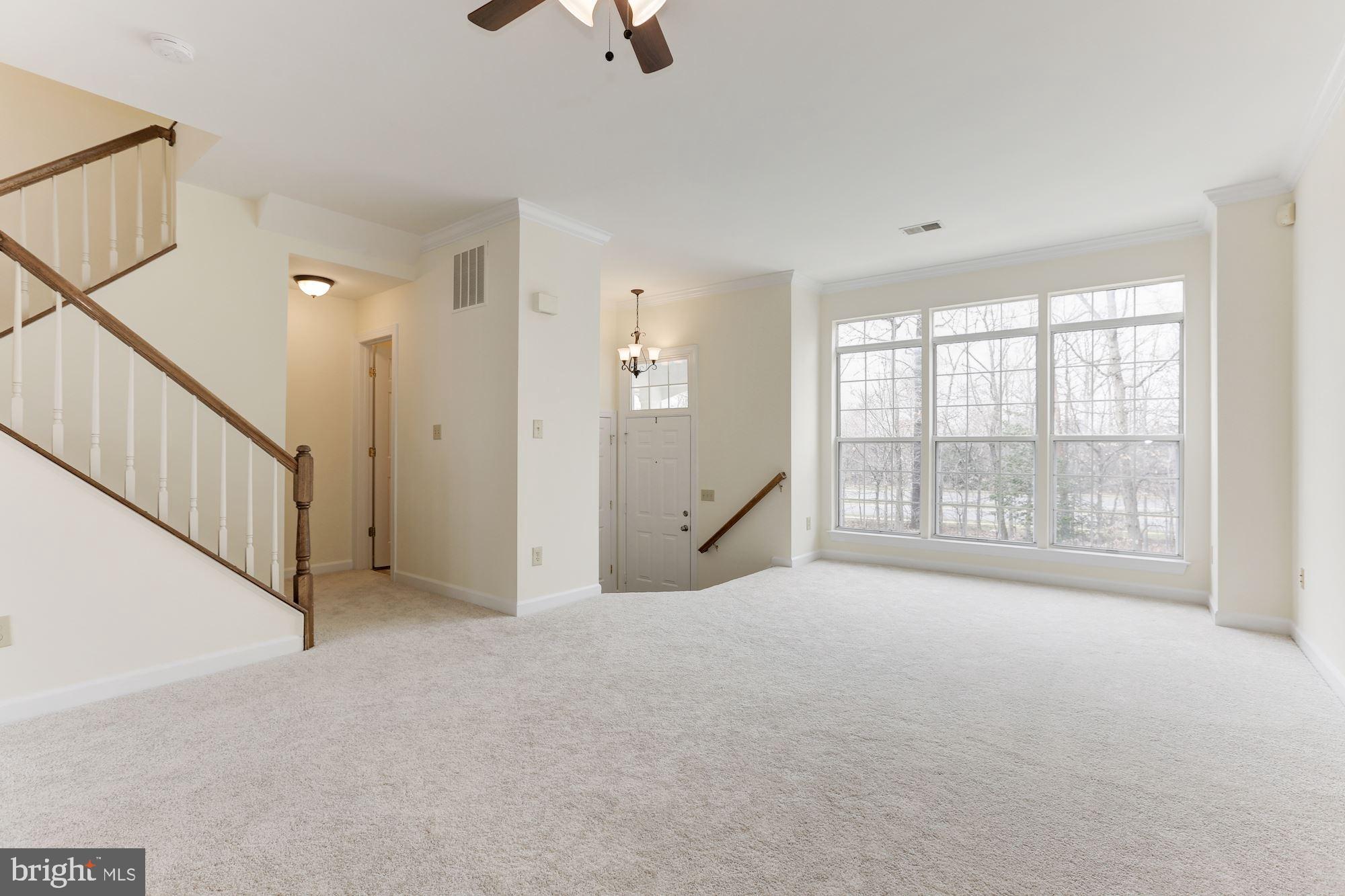 LOWES ISLAND - Residential