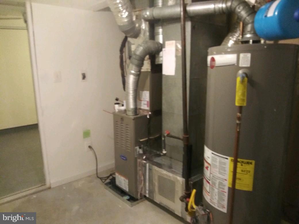 LOWES ISLAND - Residential