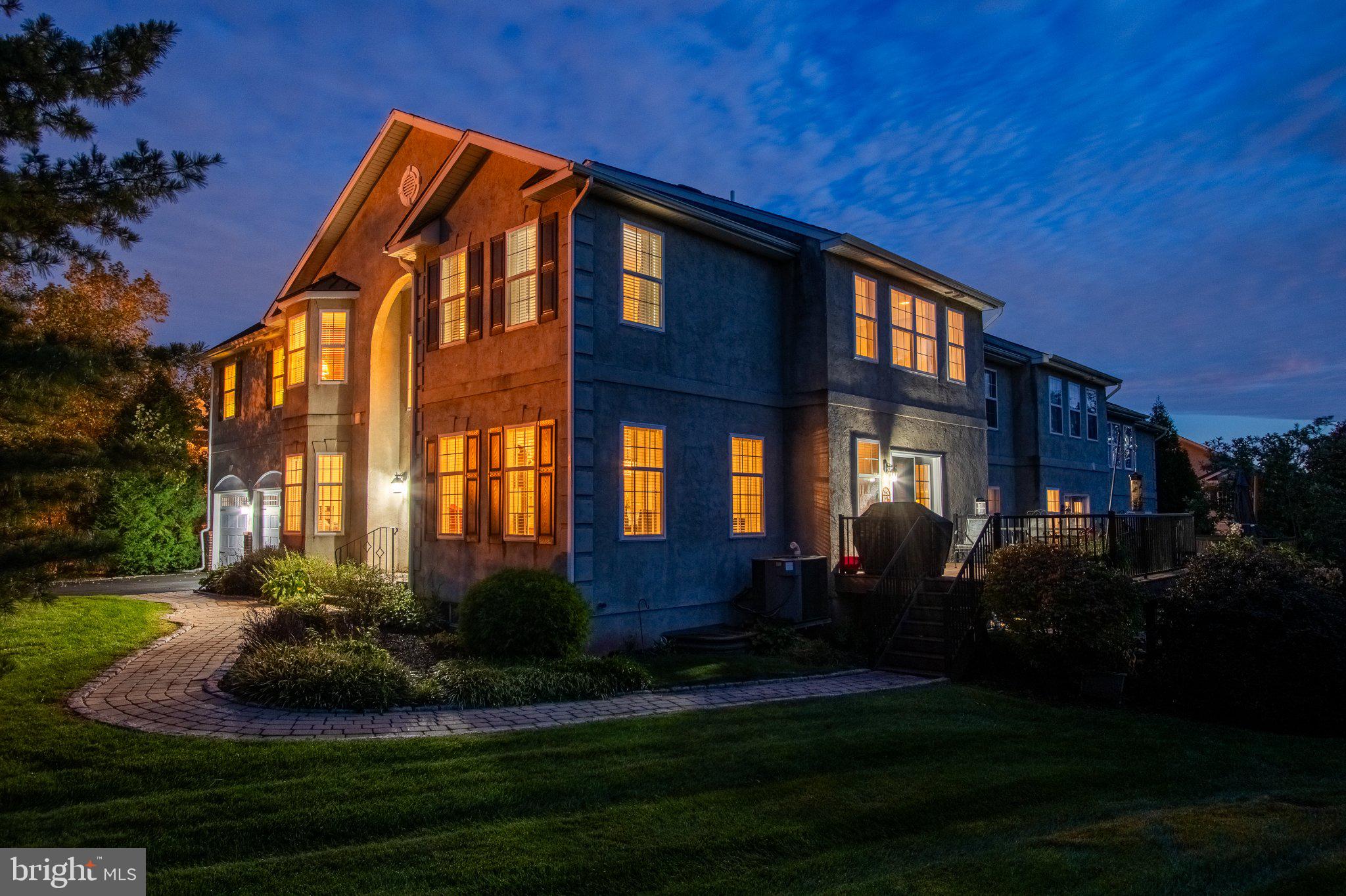 2117 EASTPORT WAY