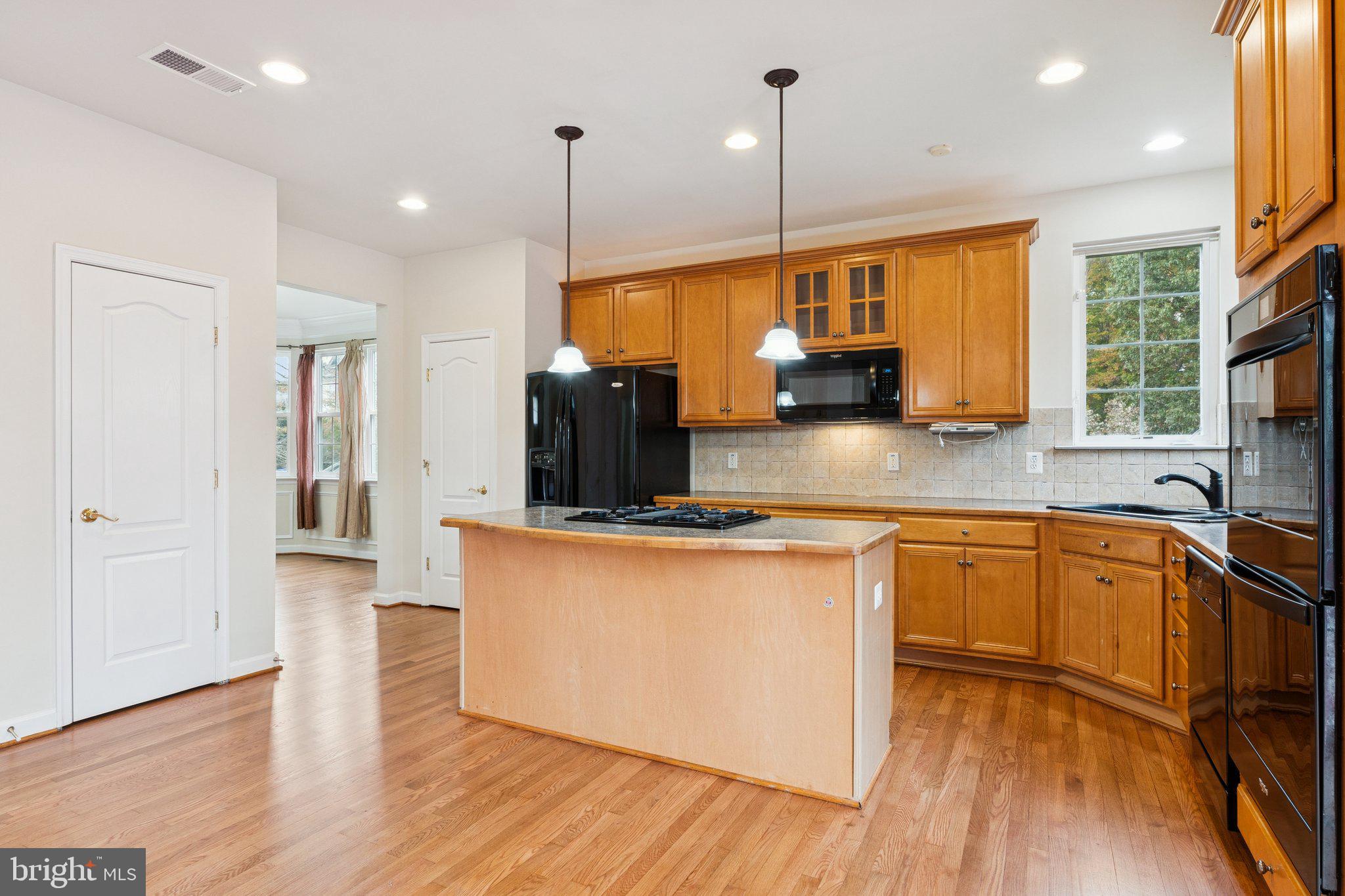 WINDSOR MILL - Residential