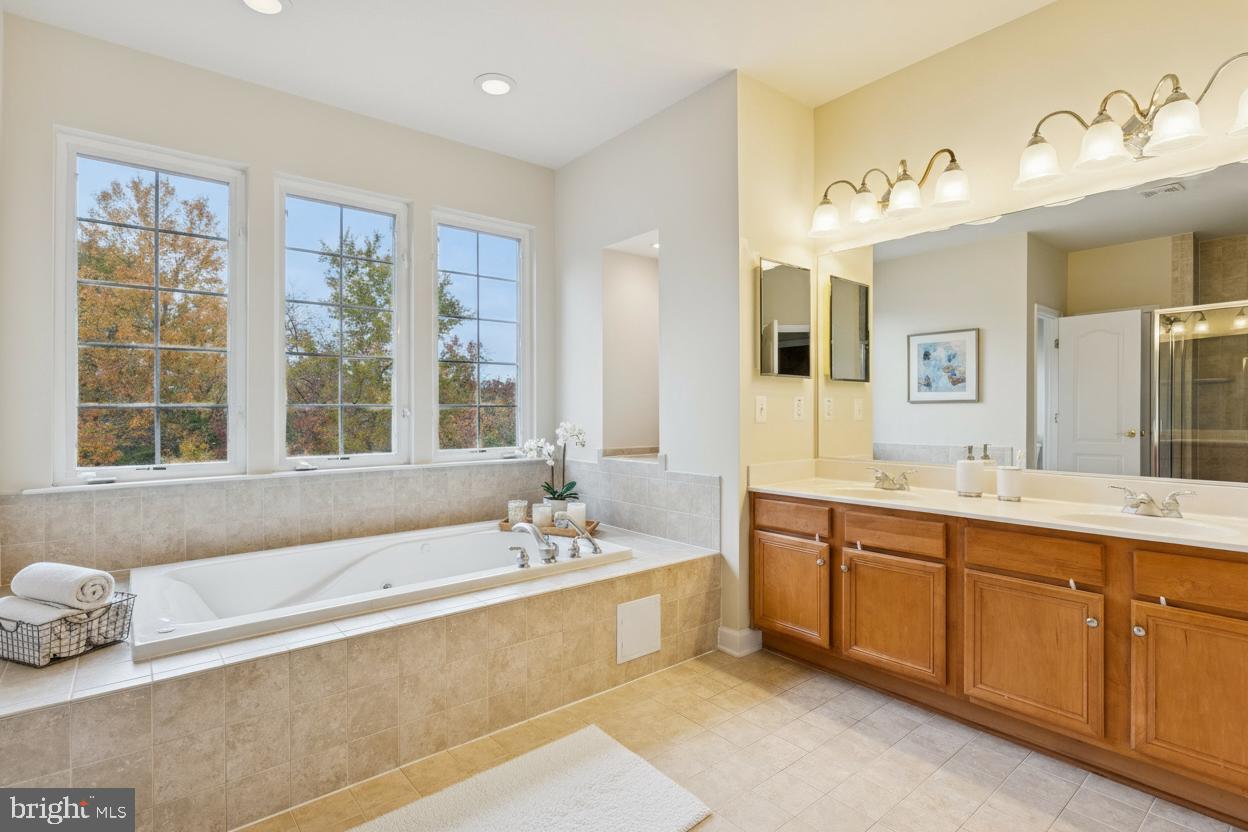 WINDSOR MILL - Residential