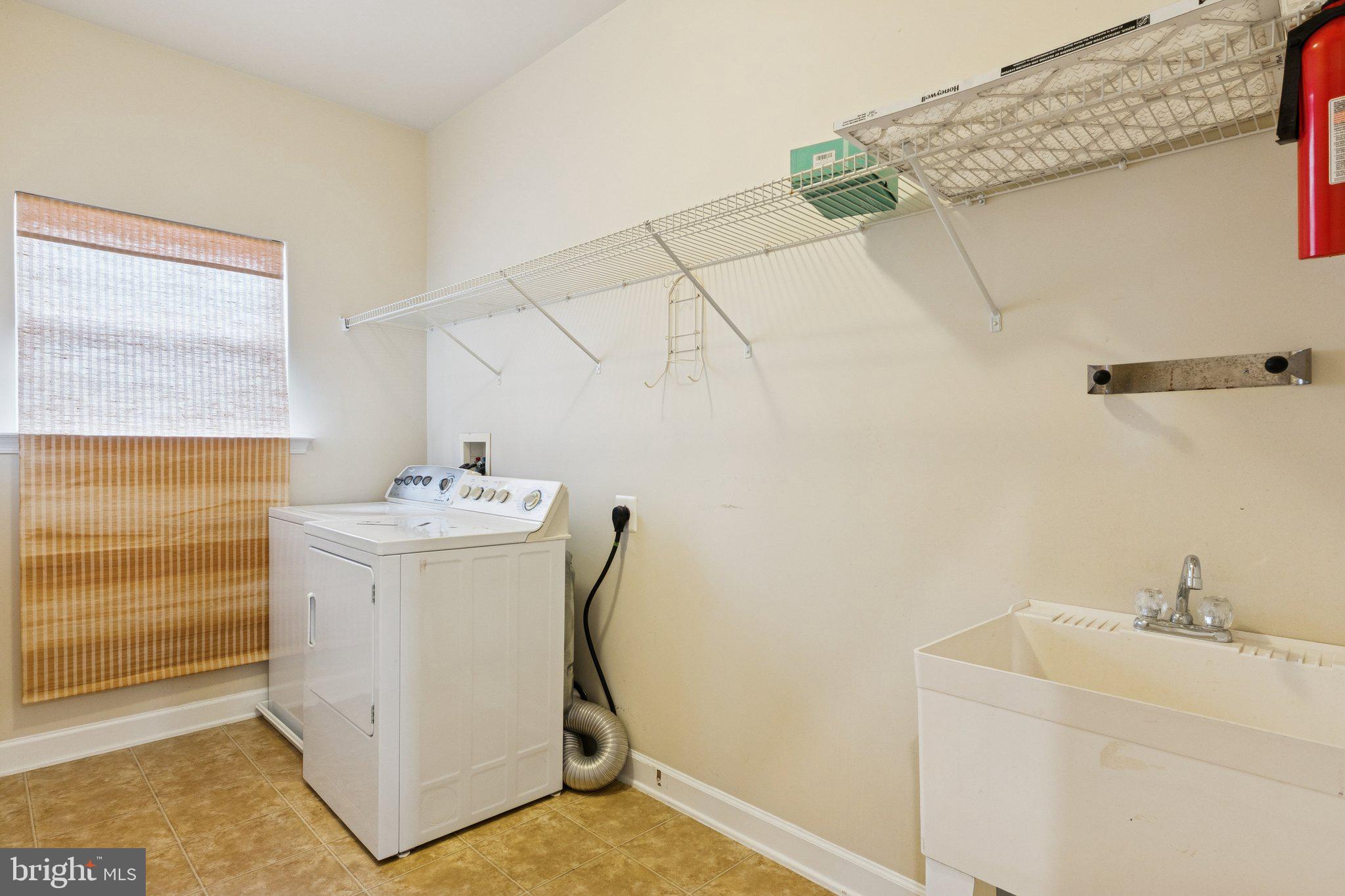 WINDSOR MILL - Residential