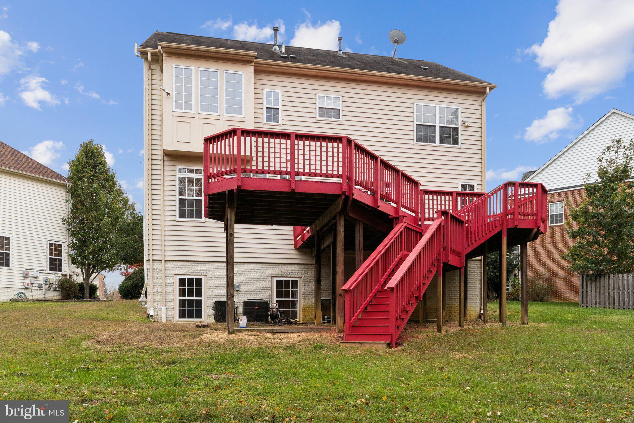 WINDSOR MILL - Residential