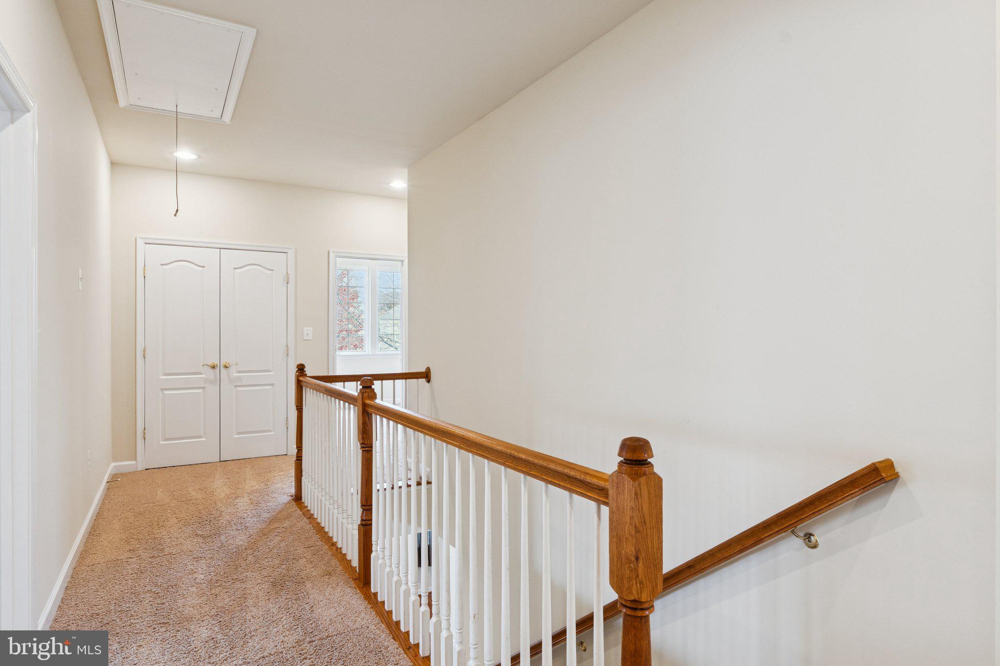 WINDSOR MILL - Residential