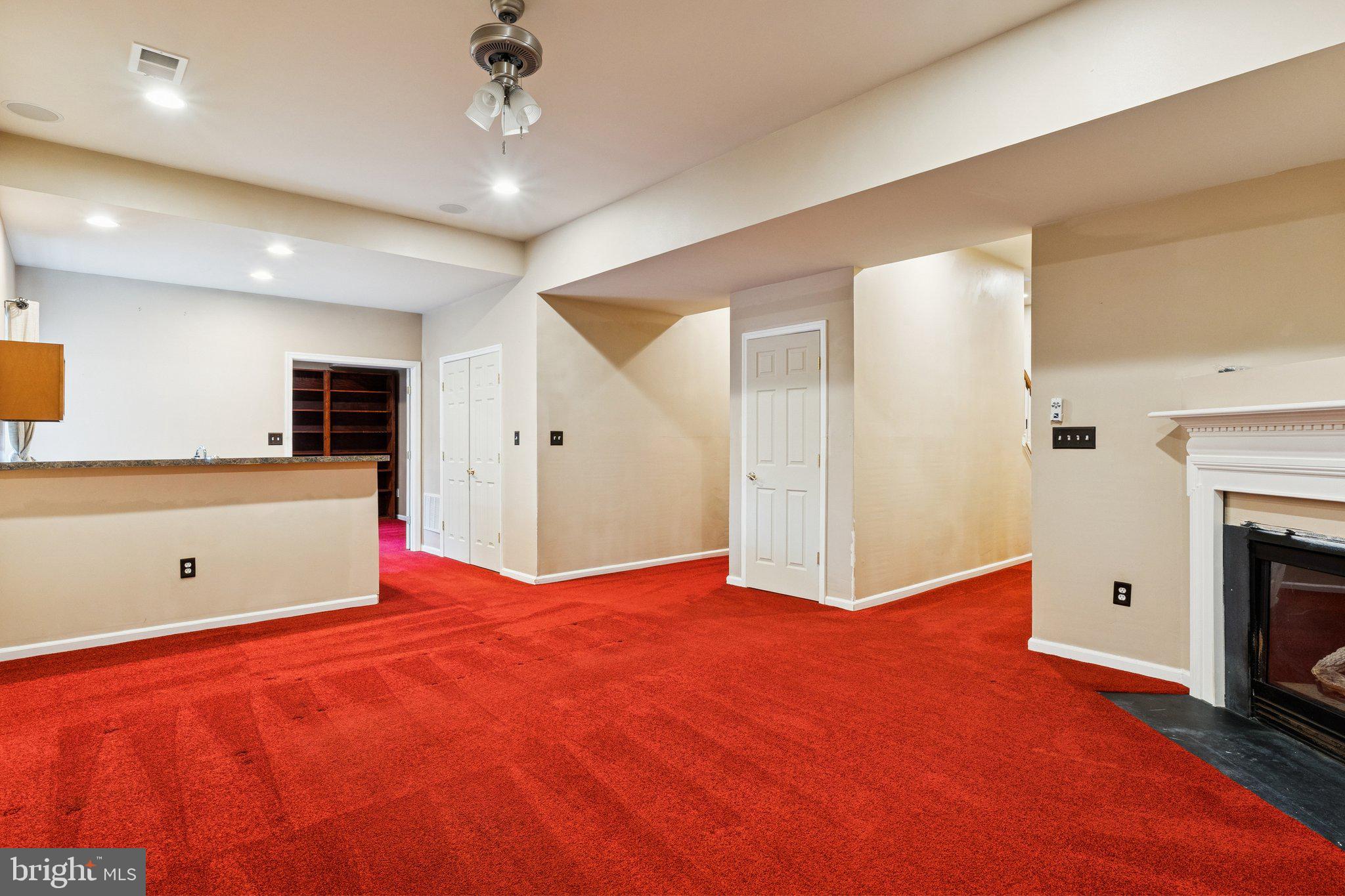 WINDSOR MILL - Residential