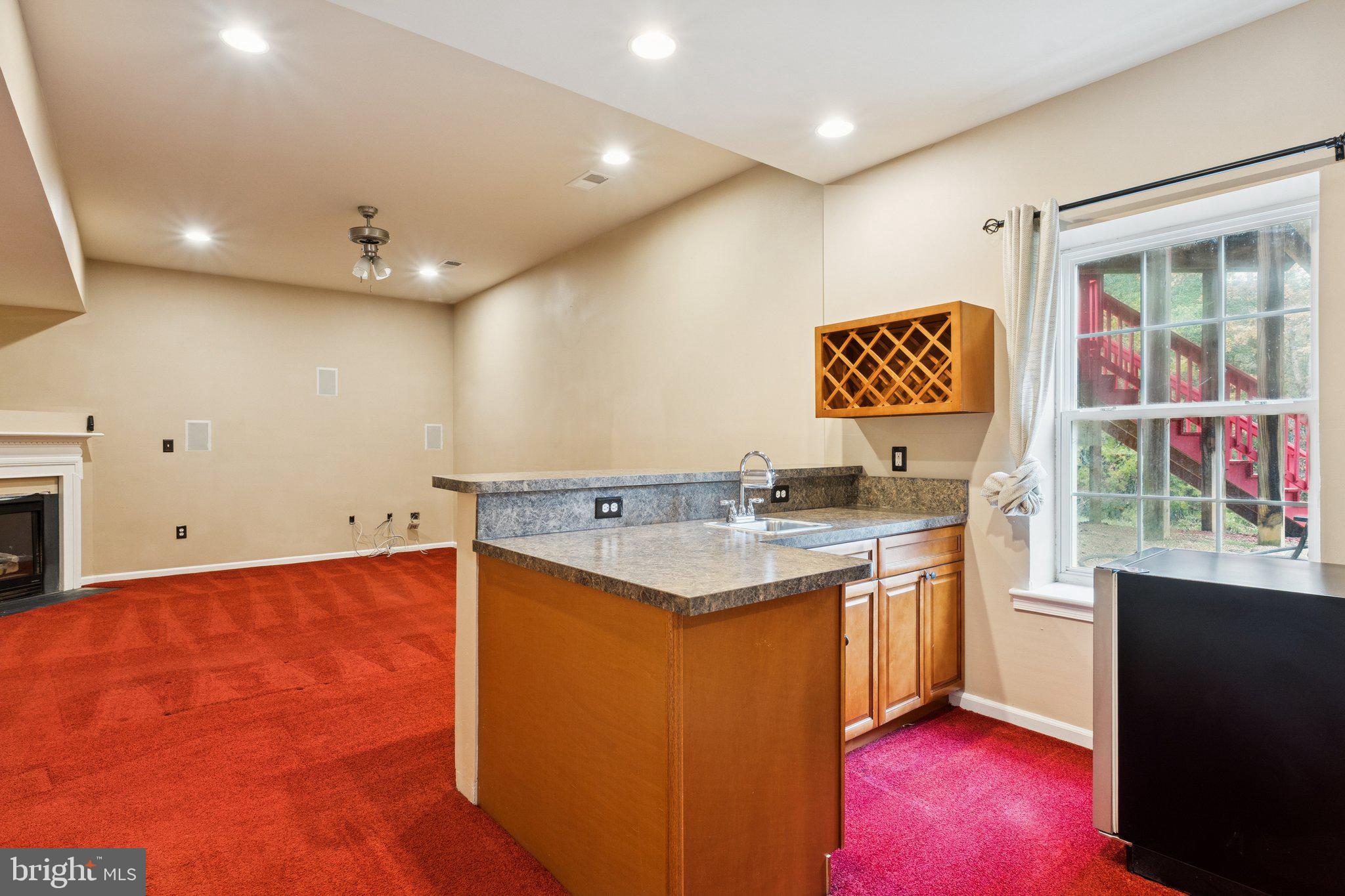 WINDSOR MILL - Residential